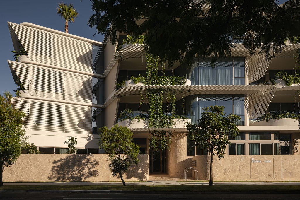 102 & 201/121 Oxlade Drive, New Farm, QLD 4005