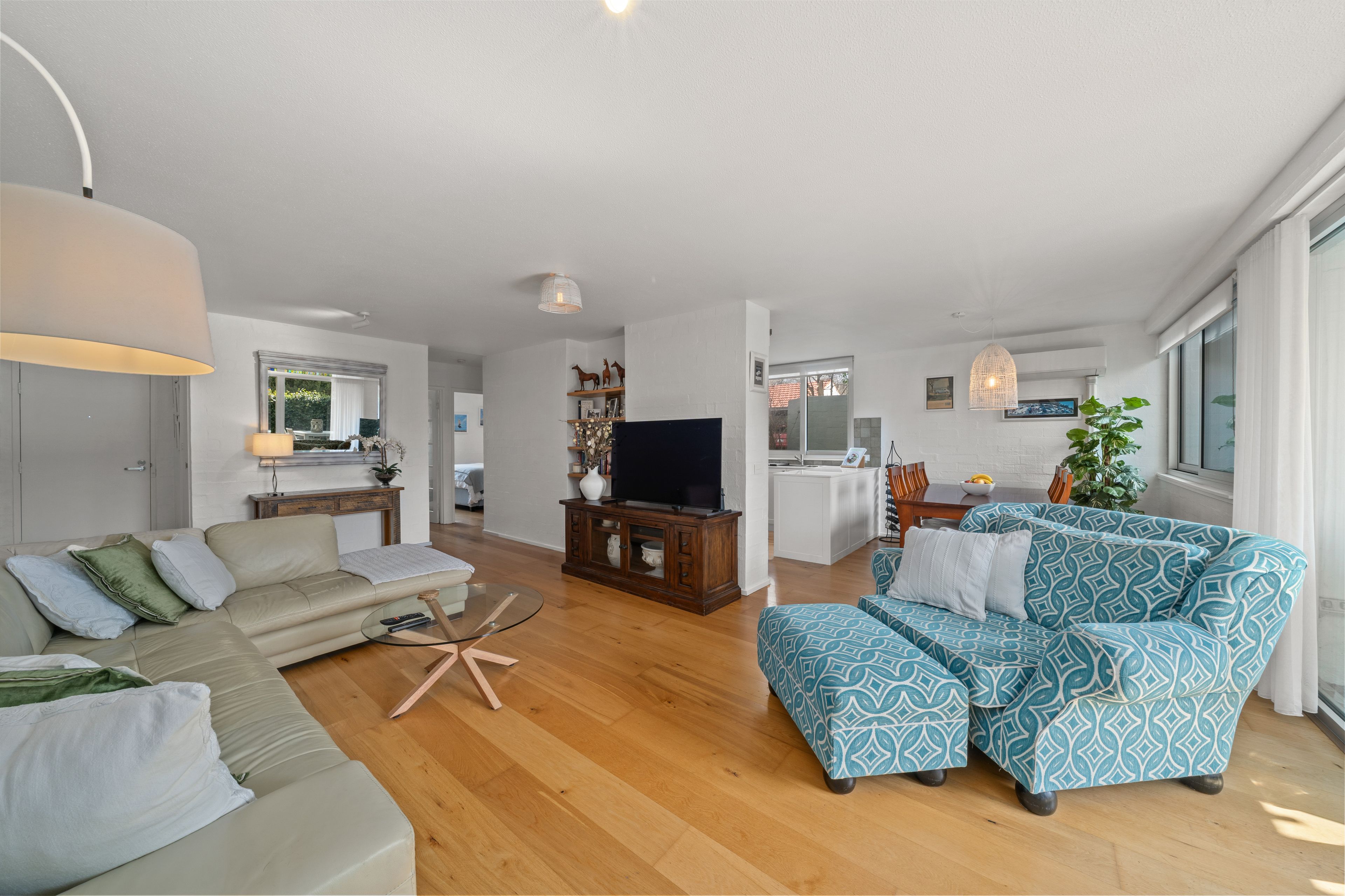 20/47 Eyre Street — photo 4 of 16