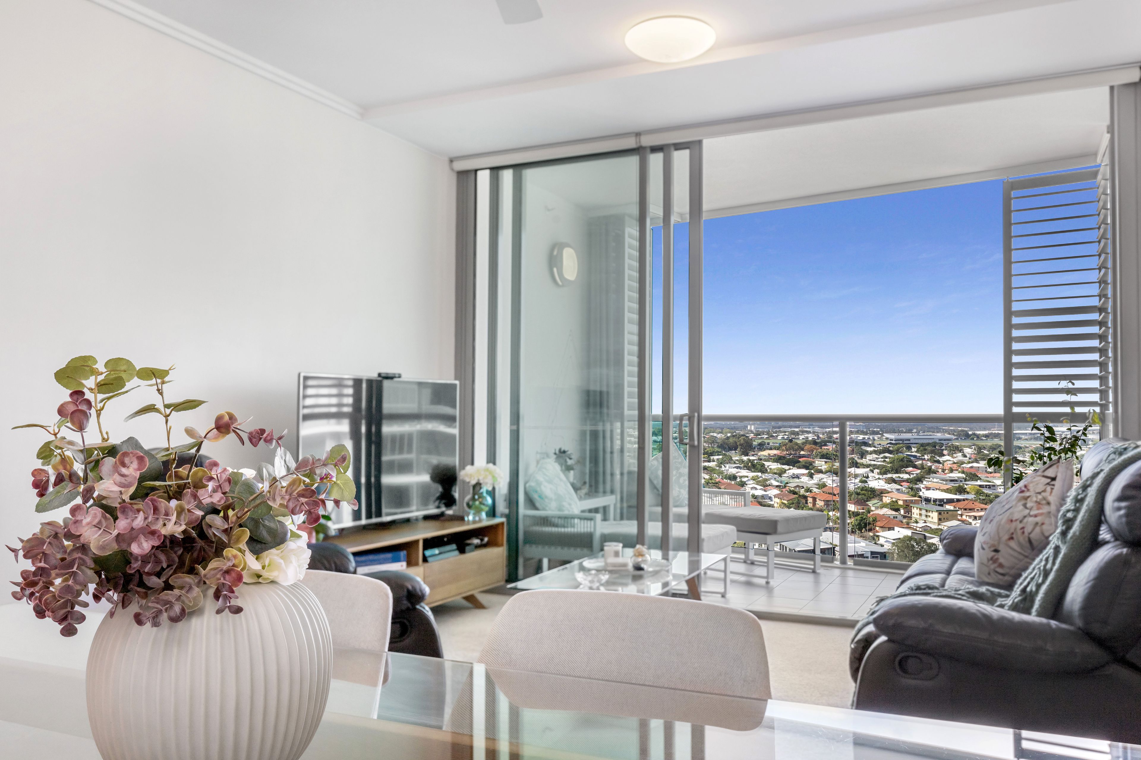 11802/8 Harbour Road, Hamilton, QLD 4007