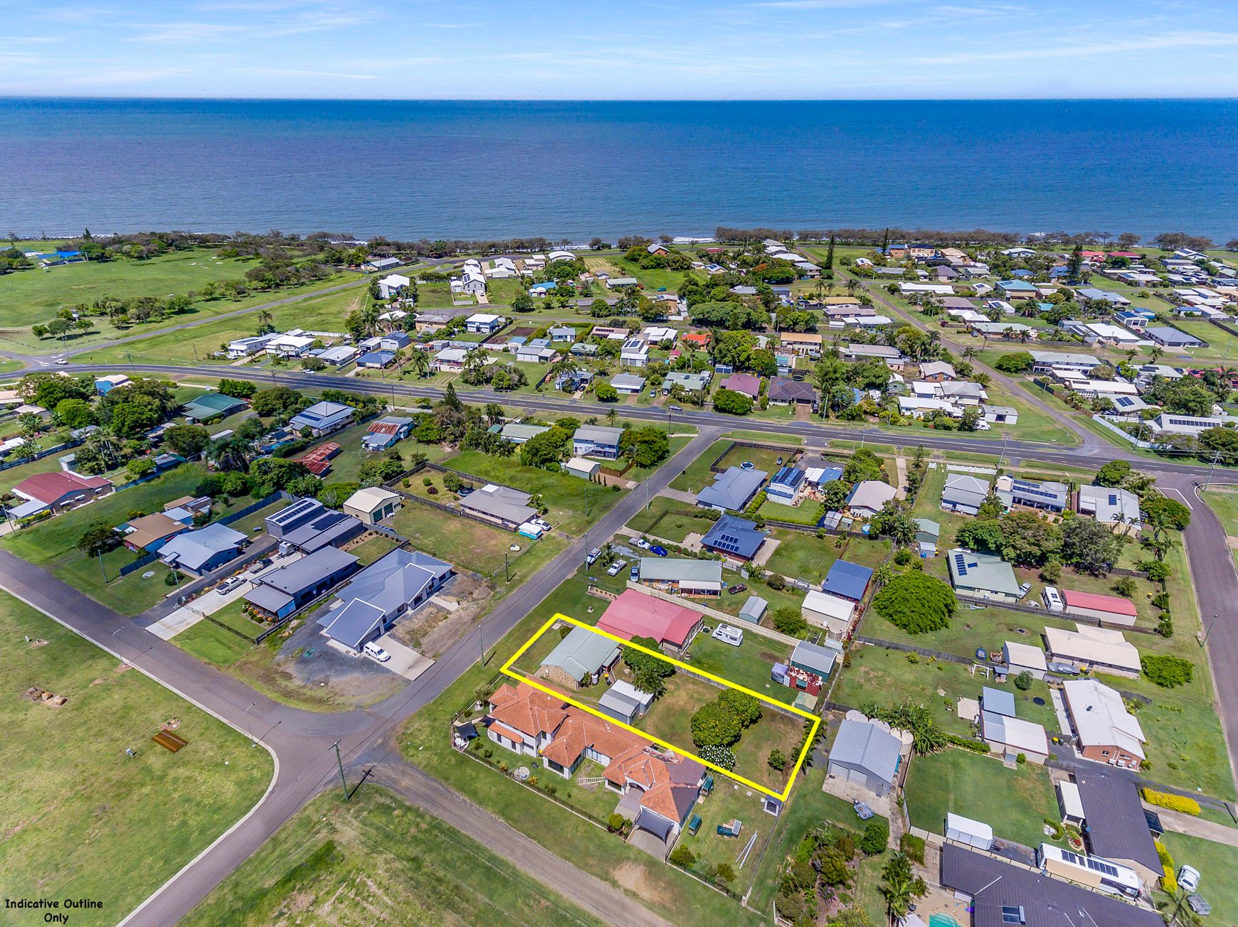 10 Young Street, Burnett Heads, QLD 4670
