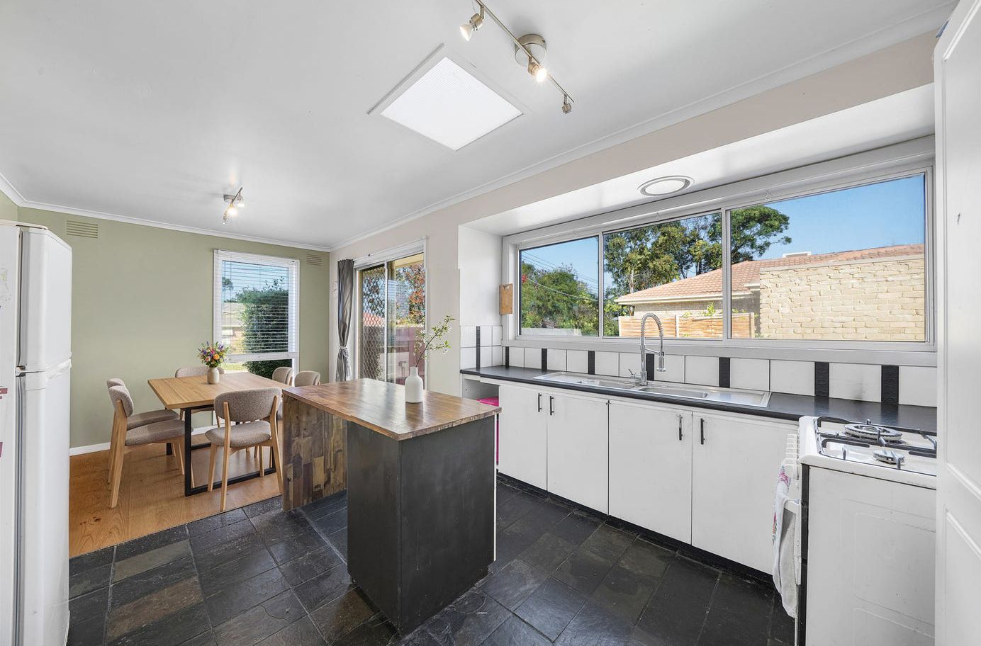 119 Cambridge Crescent, Wyndham Vale, VIC 3024