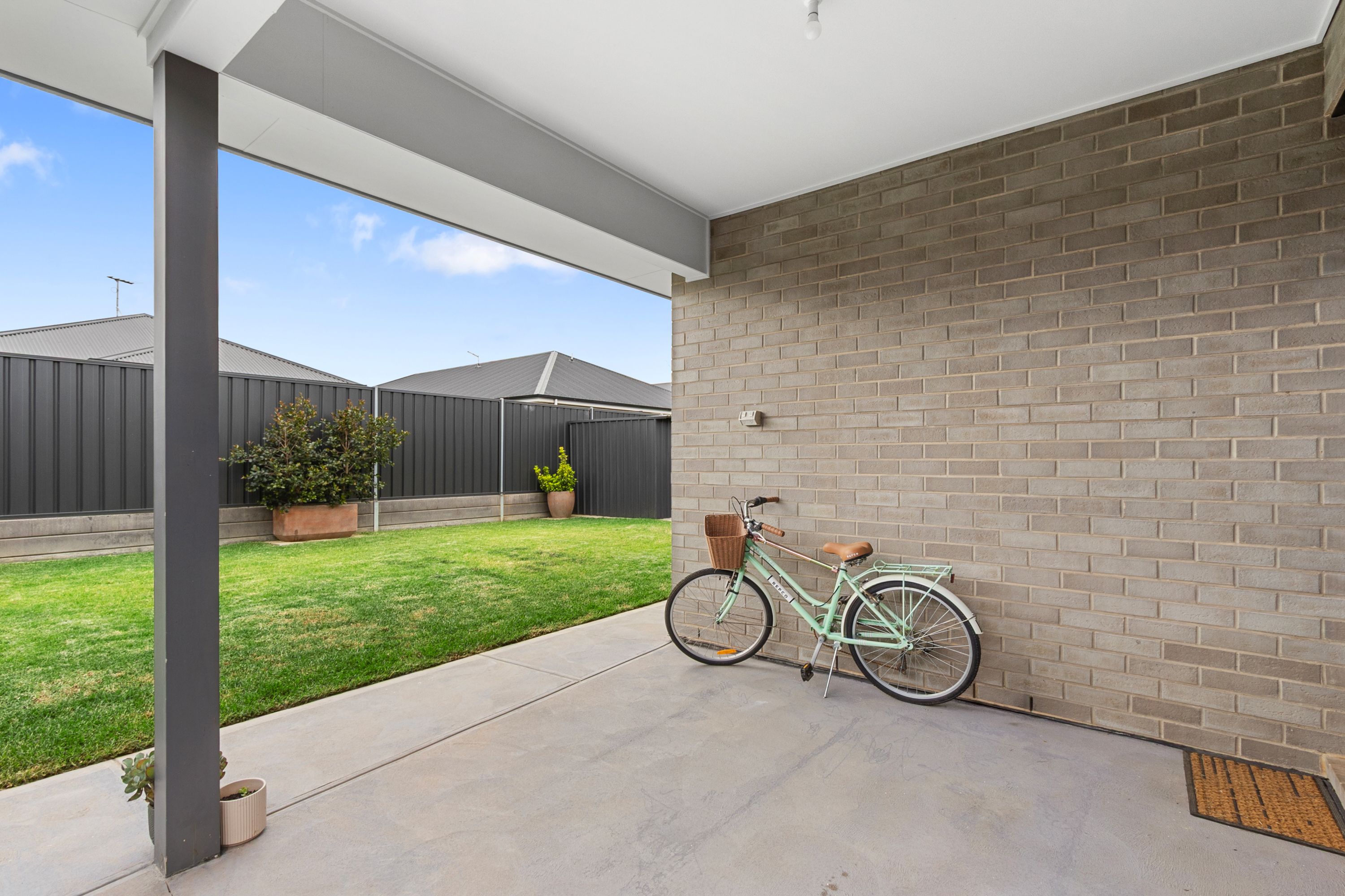 14 Vite Street — photo 19 of 21