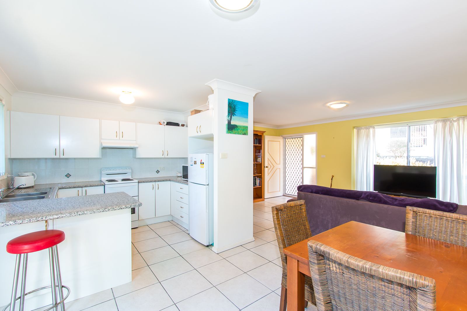 6/4 Louisa Avenue, Highfields, NSW 2289