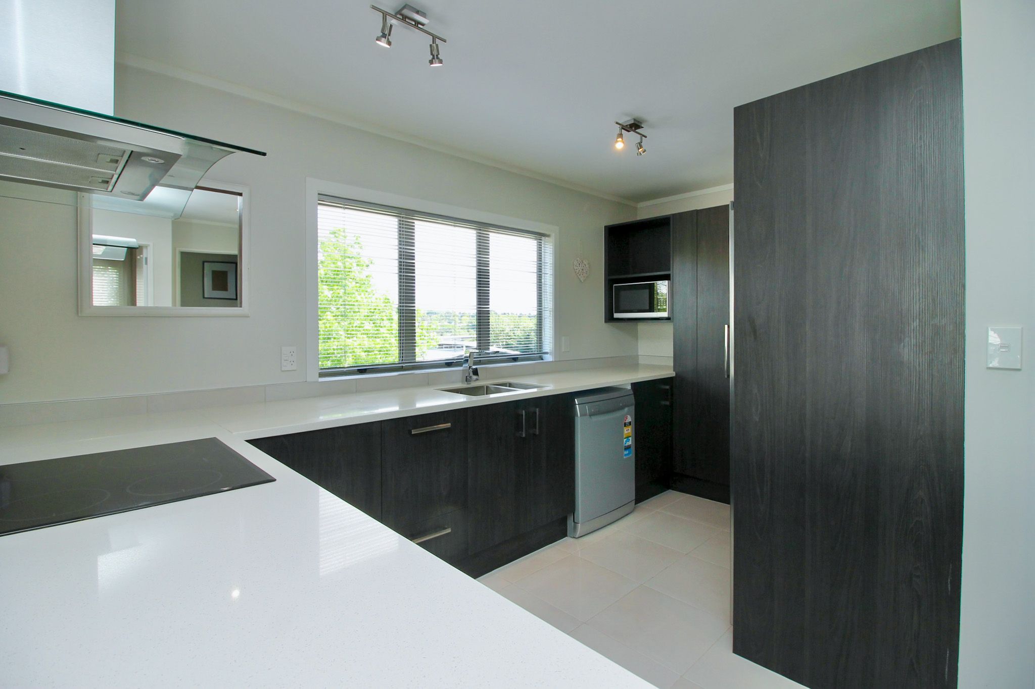 10B Hall Street 4