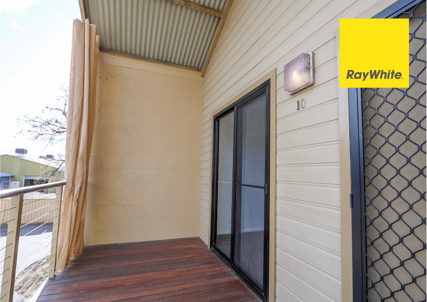 Unit 10/122 Evans Street — photo 9 of 16