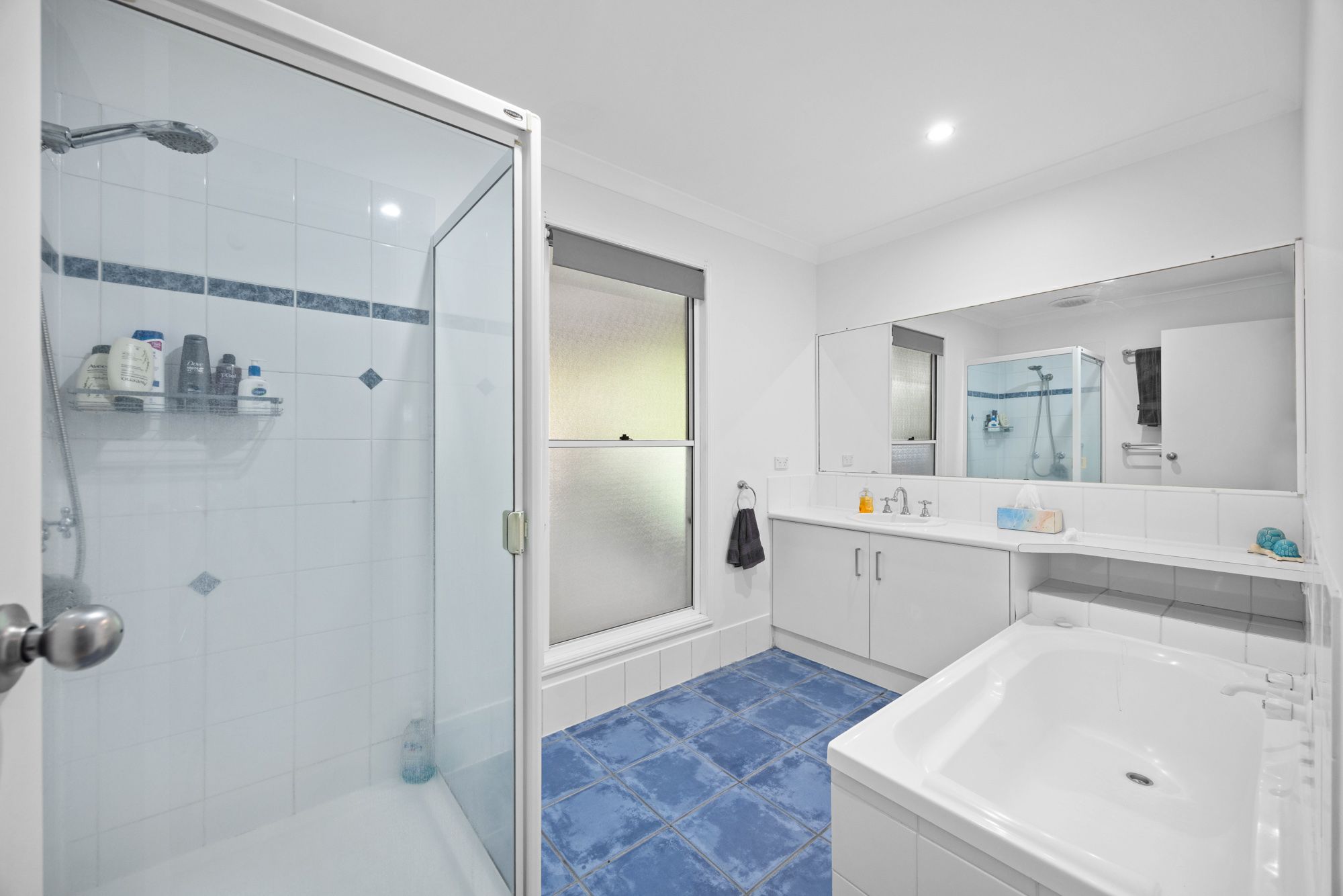 24 Braemar Road — photo 6 of 9