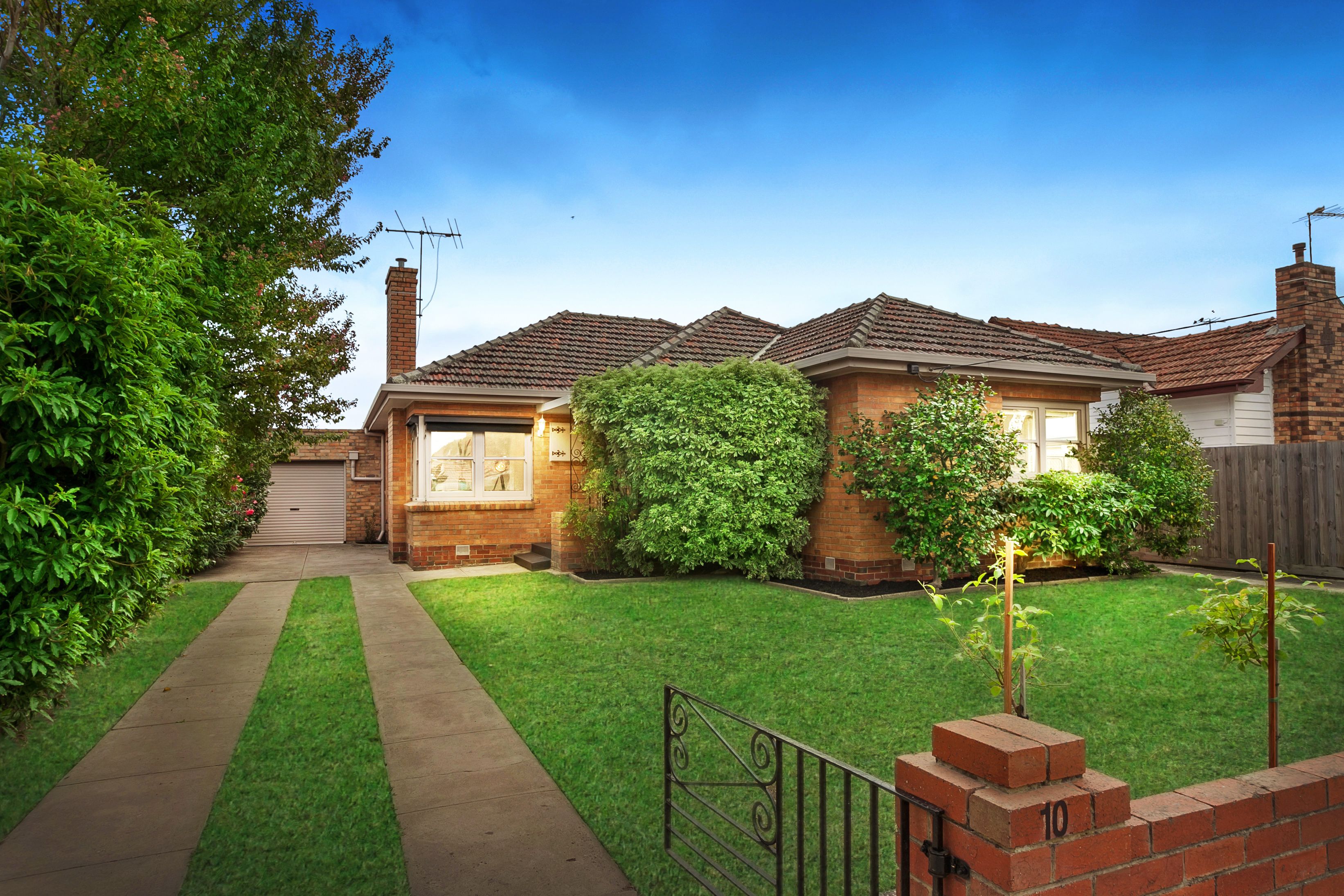 10 Alamo Road, Reservoir, VIC 3073