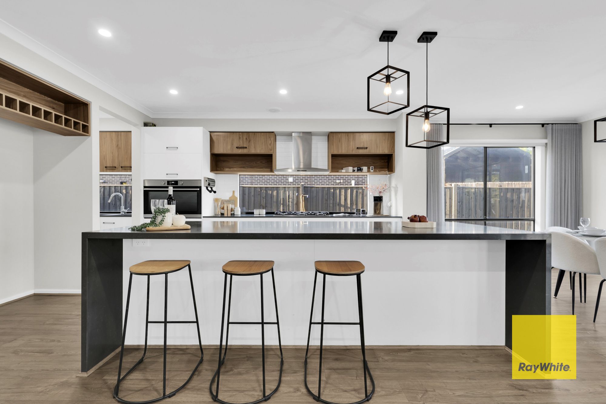 37 Harfield Avenue — photo 6 of 25