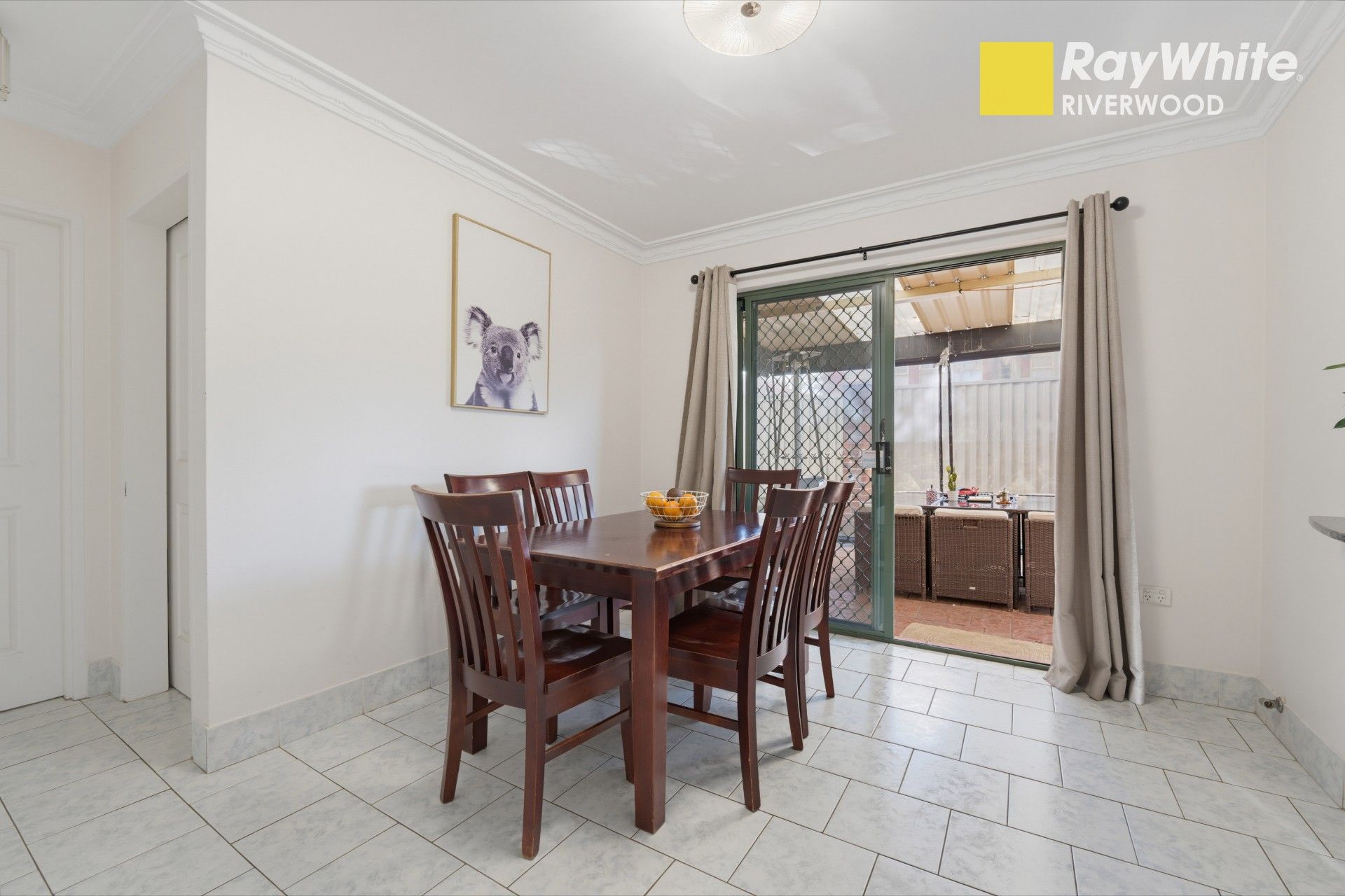 1/49-51 Melvin Street — photo 3 of 9