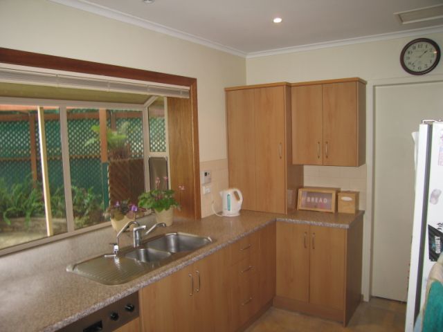 16 Catherine Avenue, Flinders Park, SA 5025