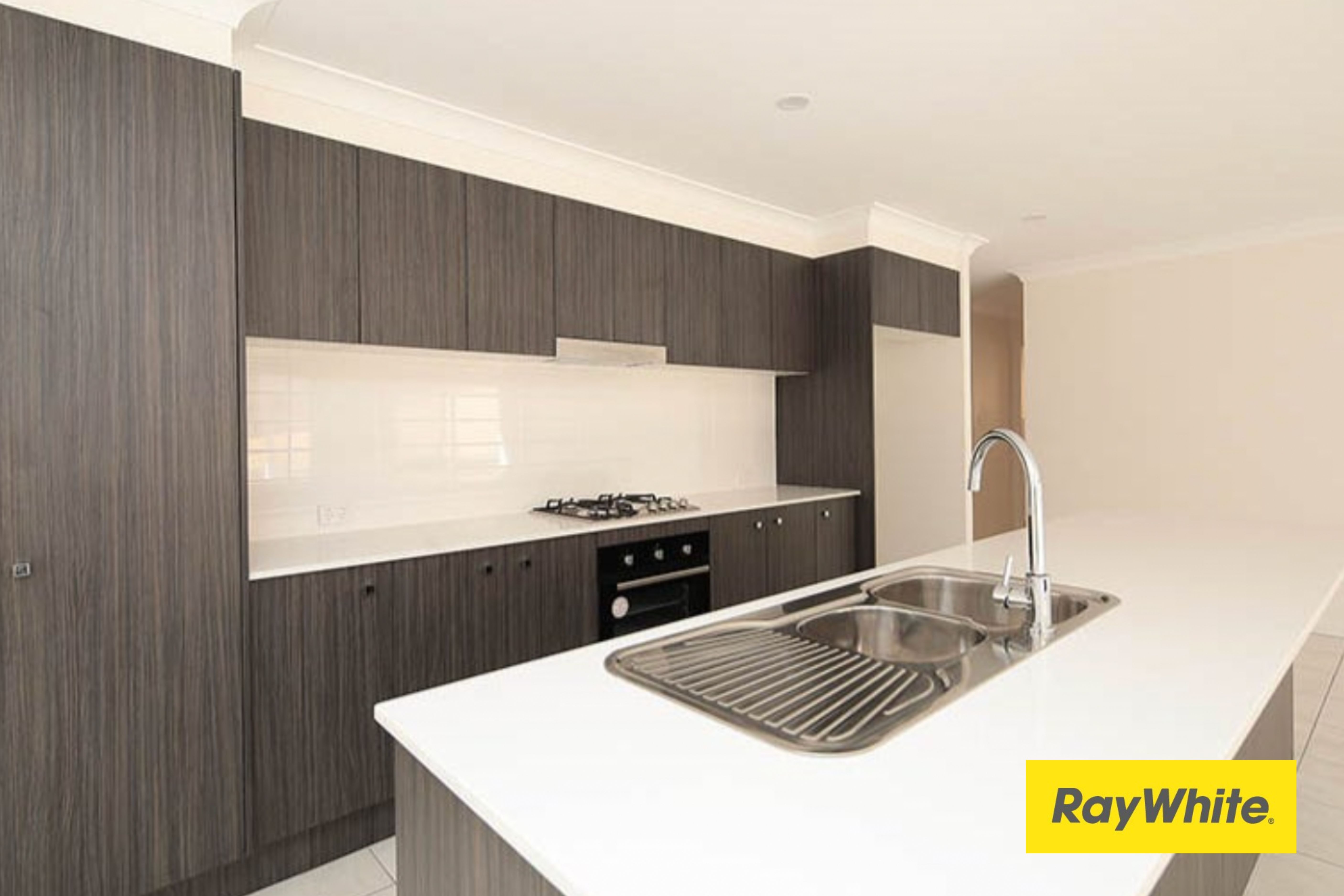 111 Benezet Drive, Augustine Heights, QLD 4300