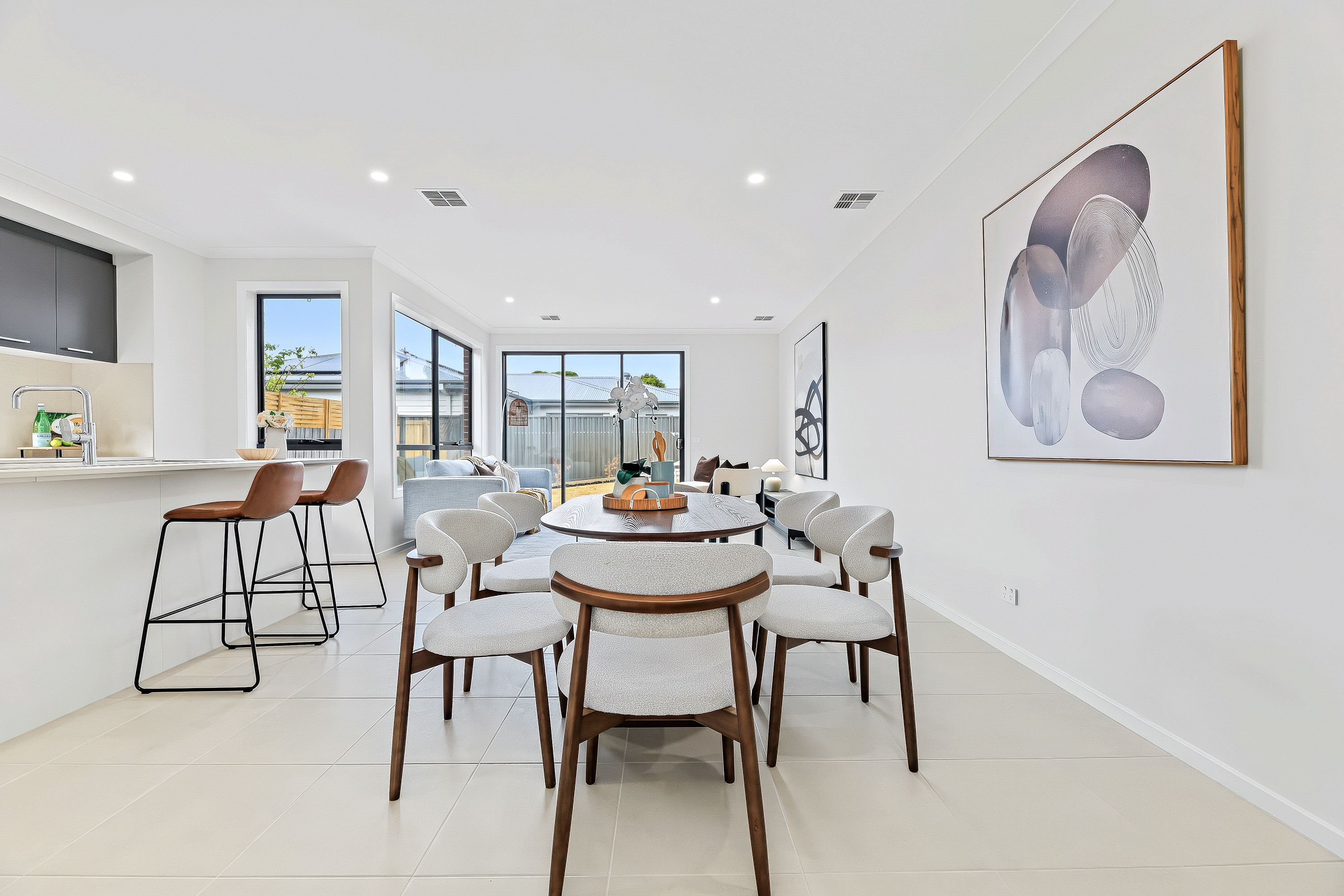 28D Witken Avenue — photo 3 of 19