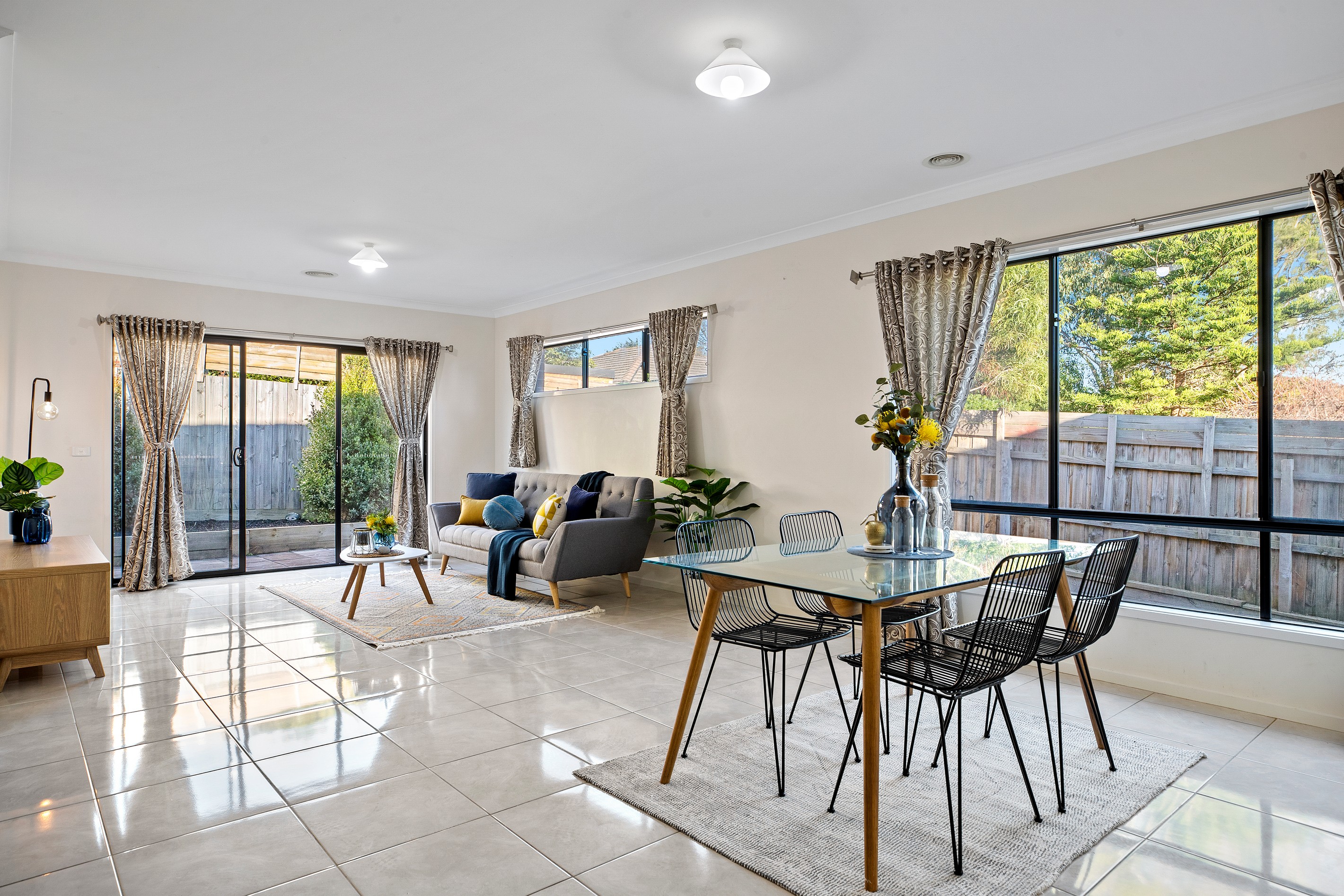 2/18 Cornhill Street, Ferntree Gully, VIC 3156