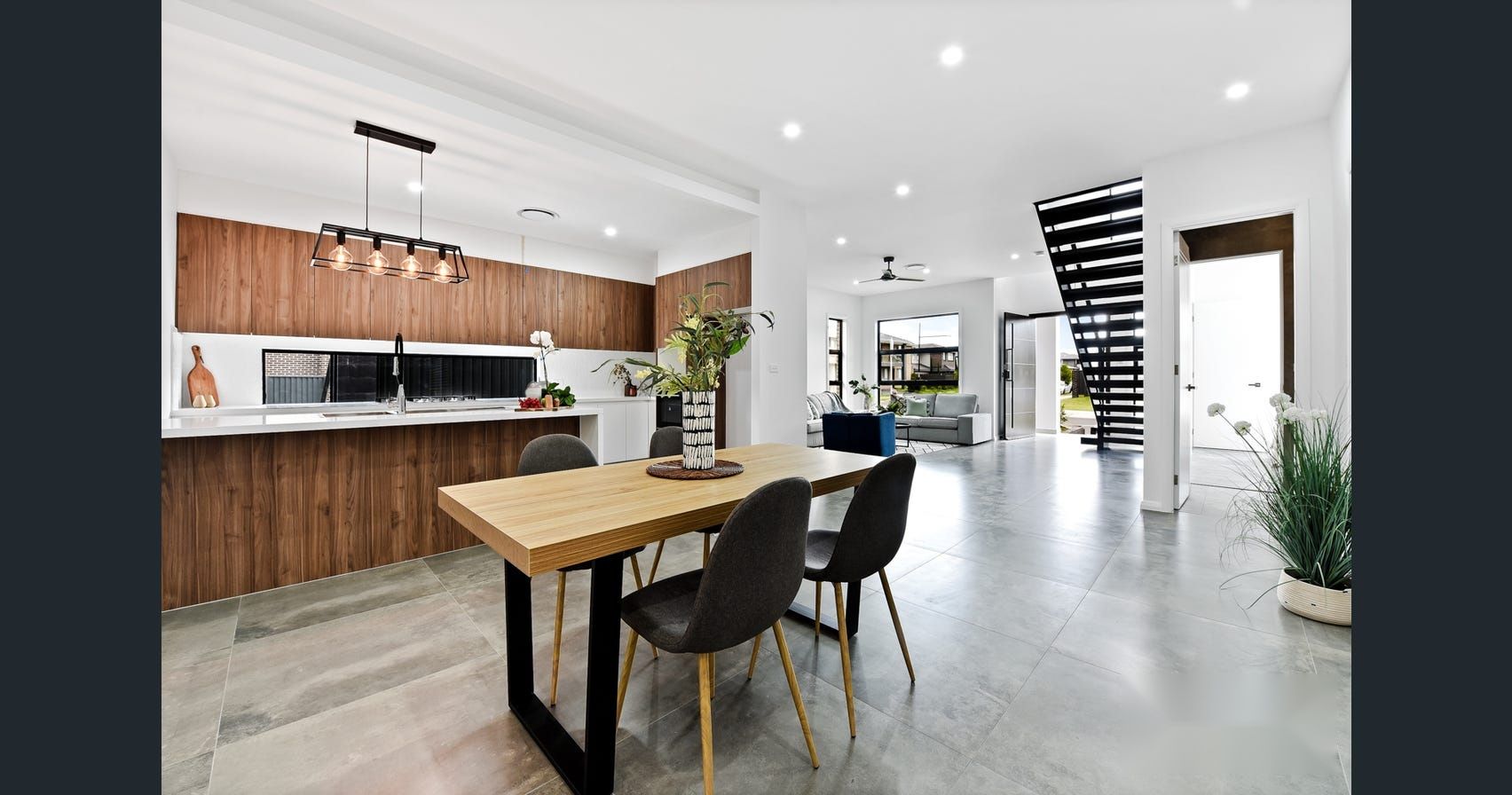 31 Cassinia Avenue — photo 6 of 14