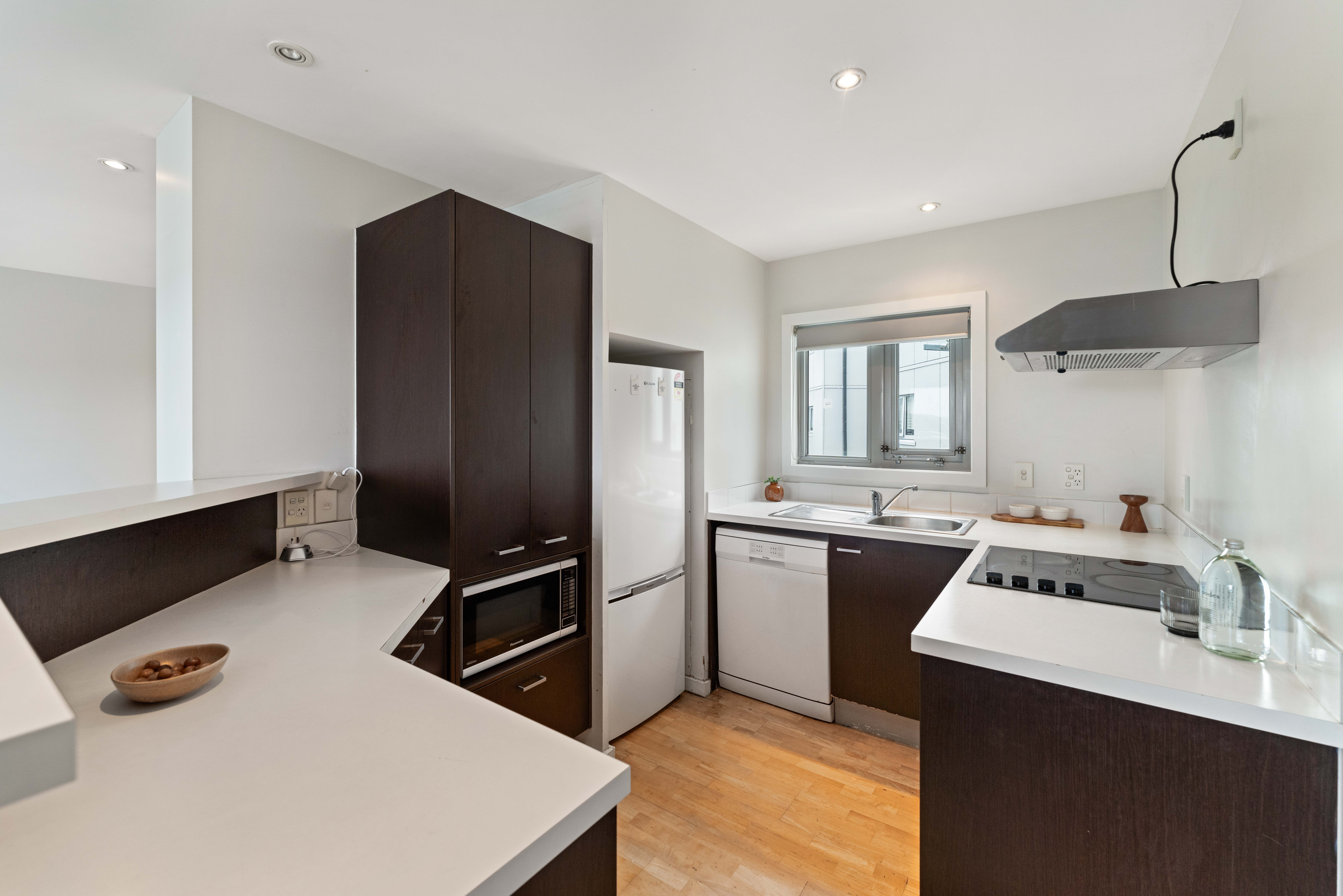 10/2 Western Springs Road, Morningside, Auckland City