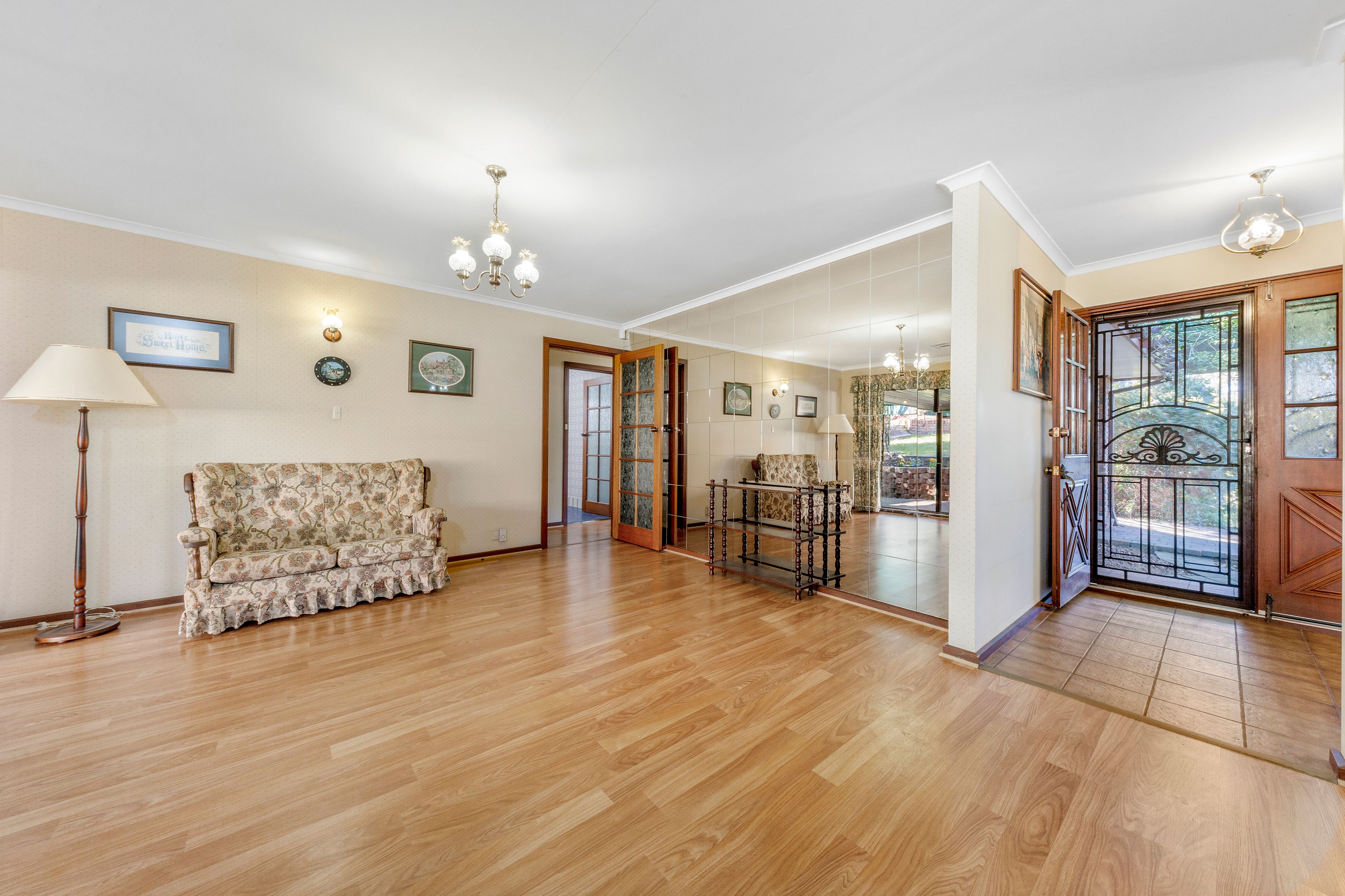72 Kingfisher Drive, Modbury Heights, SA 5092