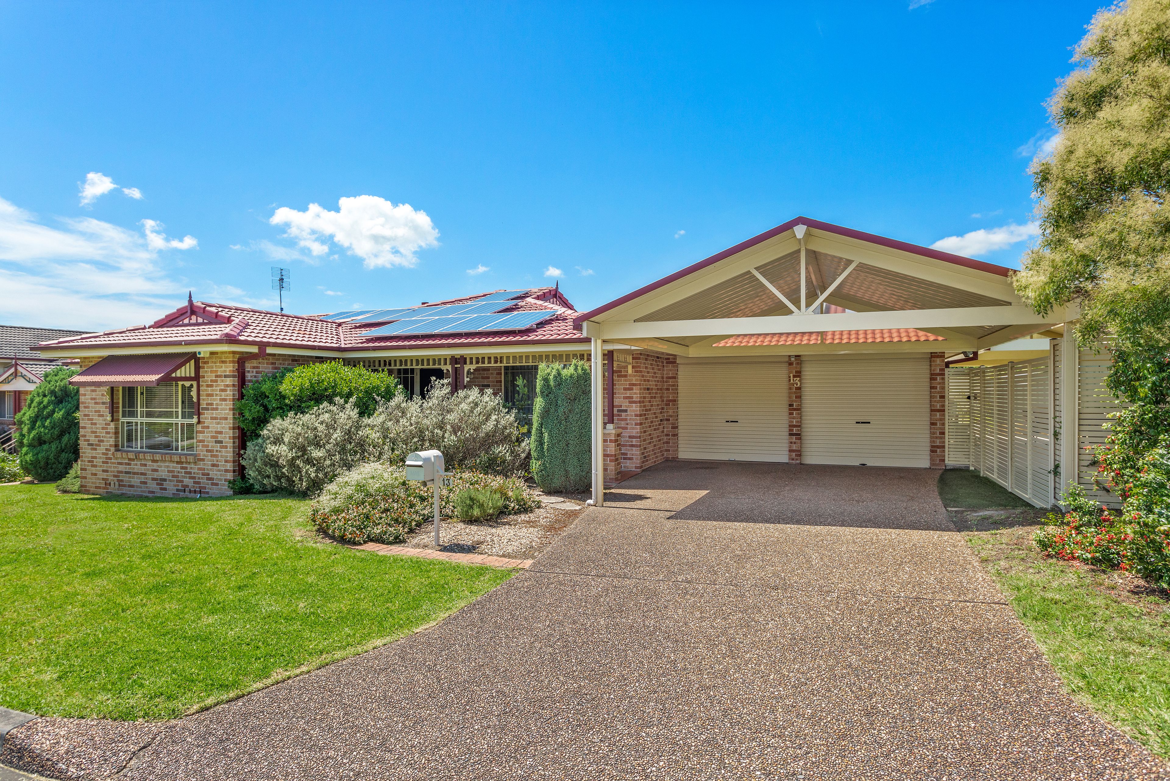 13 Daintree Drive, Albion Park NSW 2527