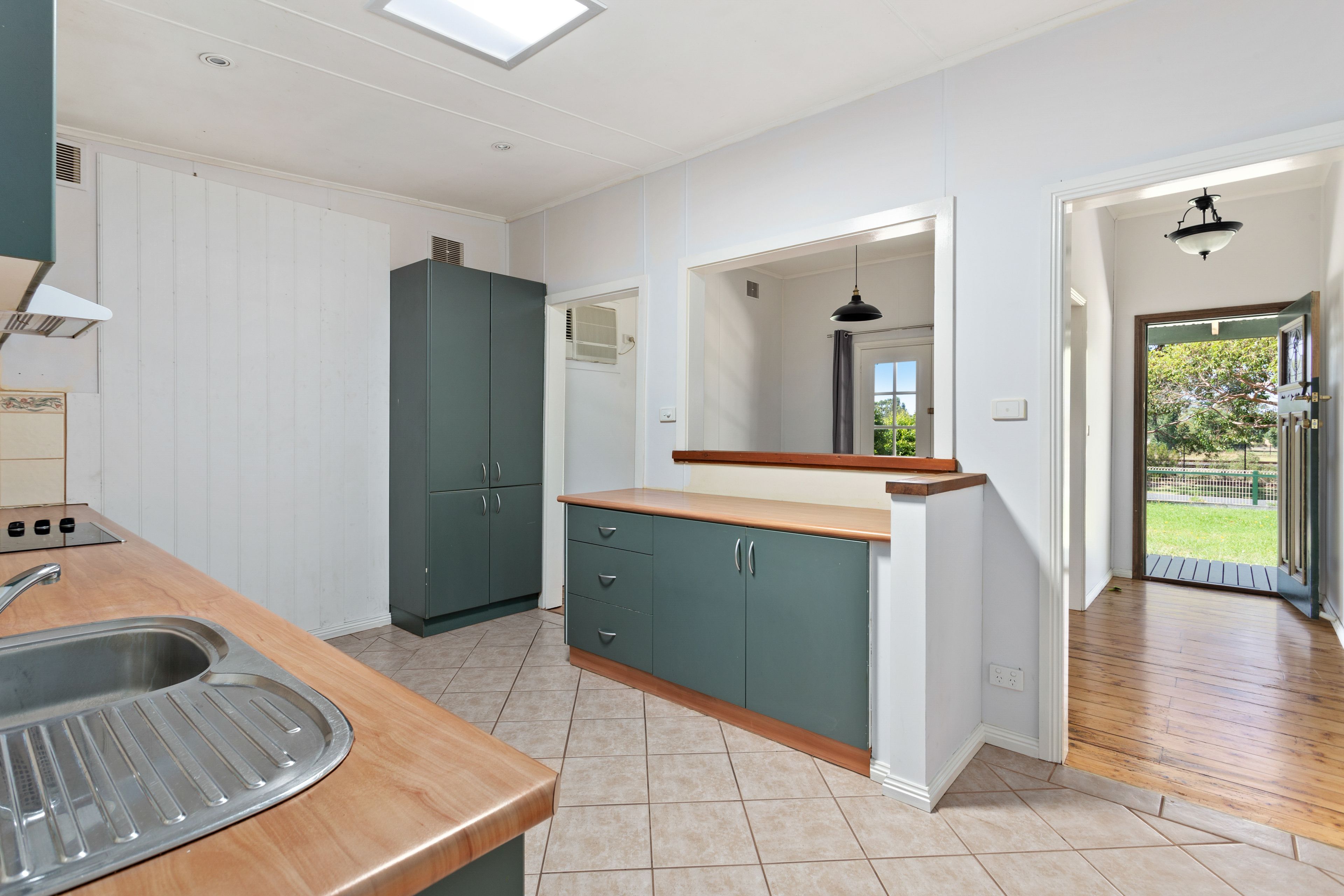 22 Railway Avenue, Tynong, VIC 3813