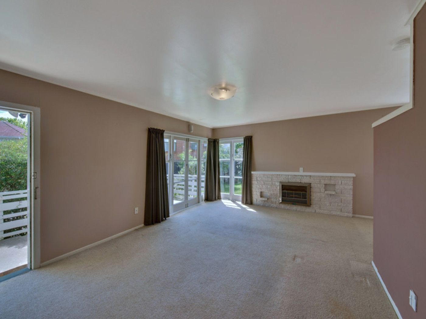 25 Hutchinsons Road, Howick, Manukau City