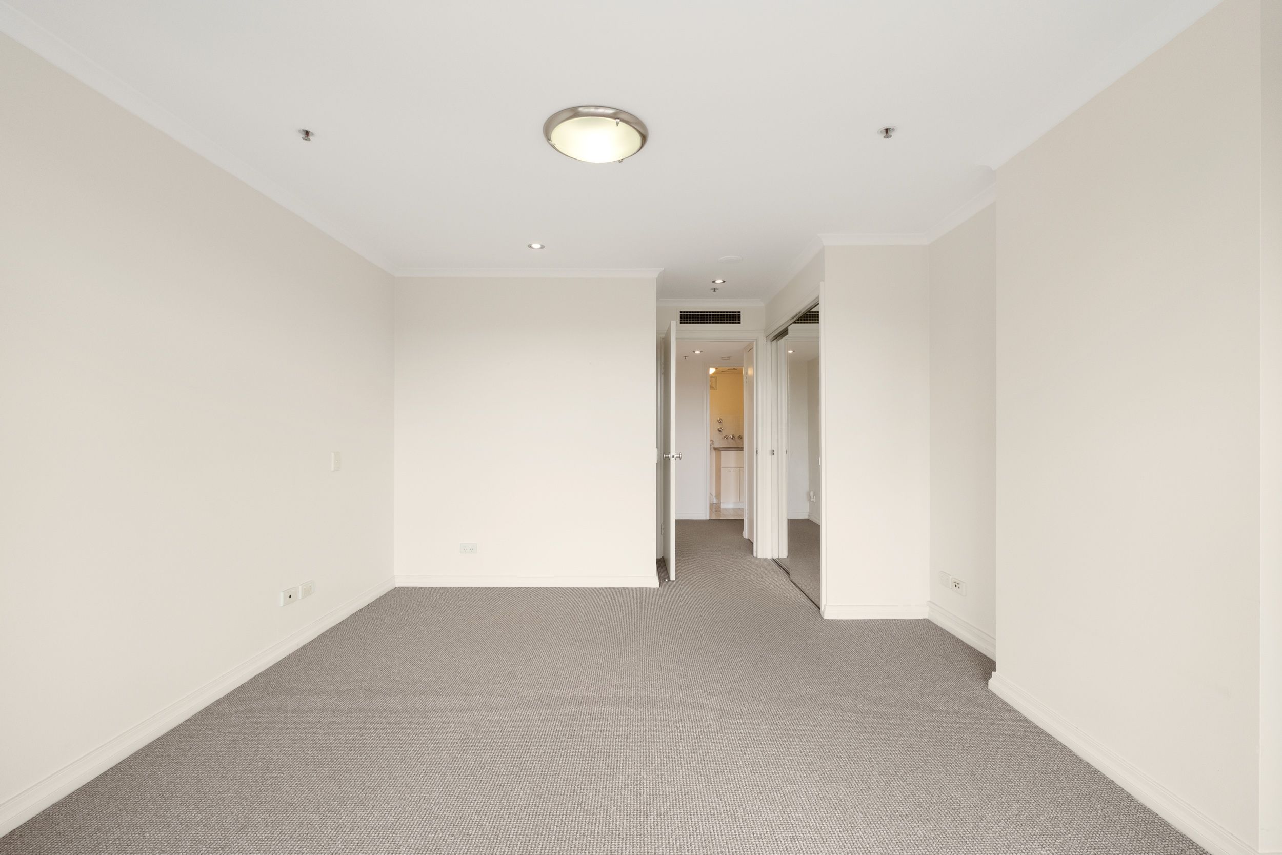 205/132 Alice Street — photo 9 of 17