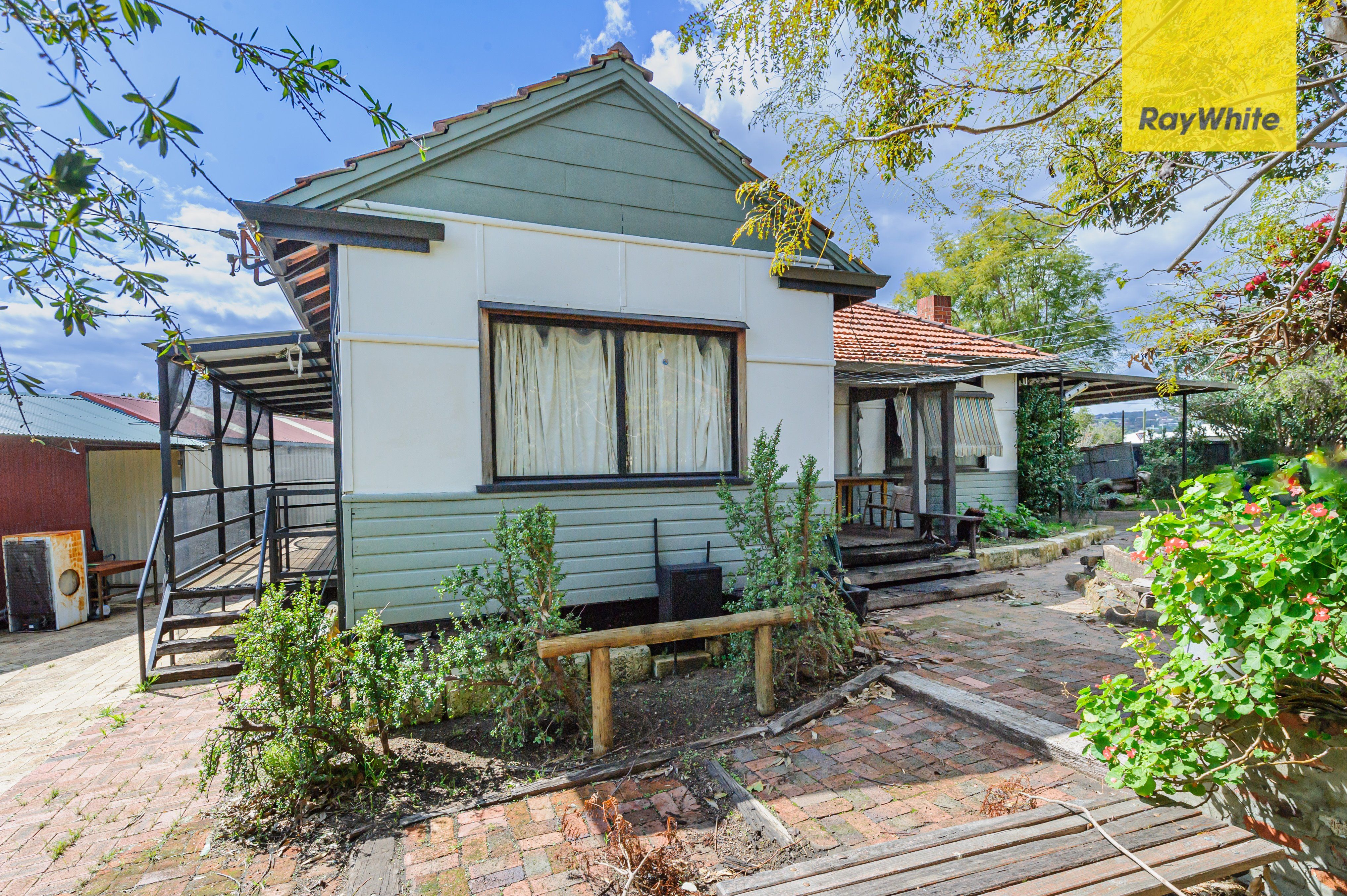 27 Gladstone Avenue, Swan View, WA 6056