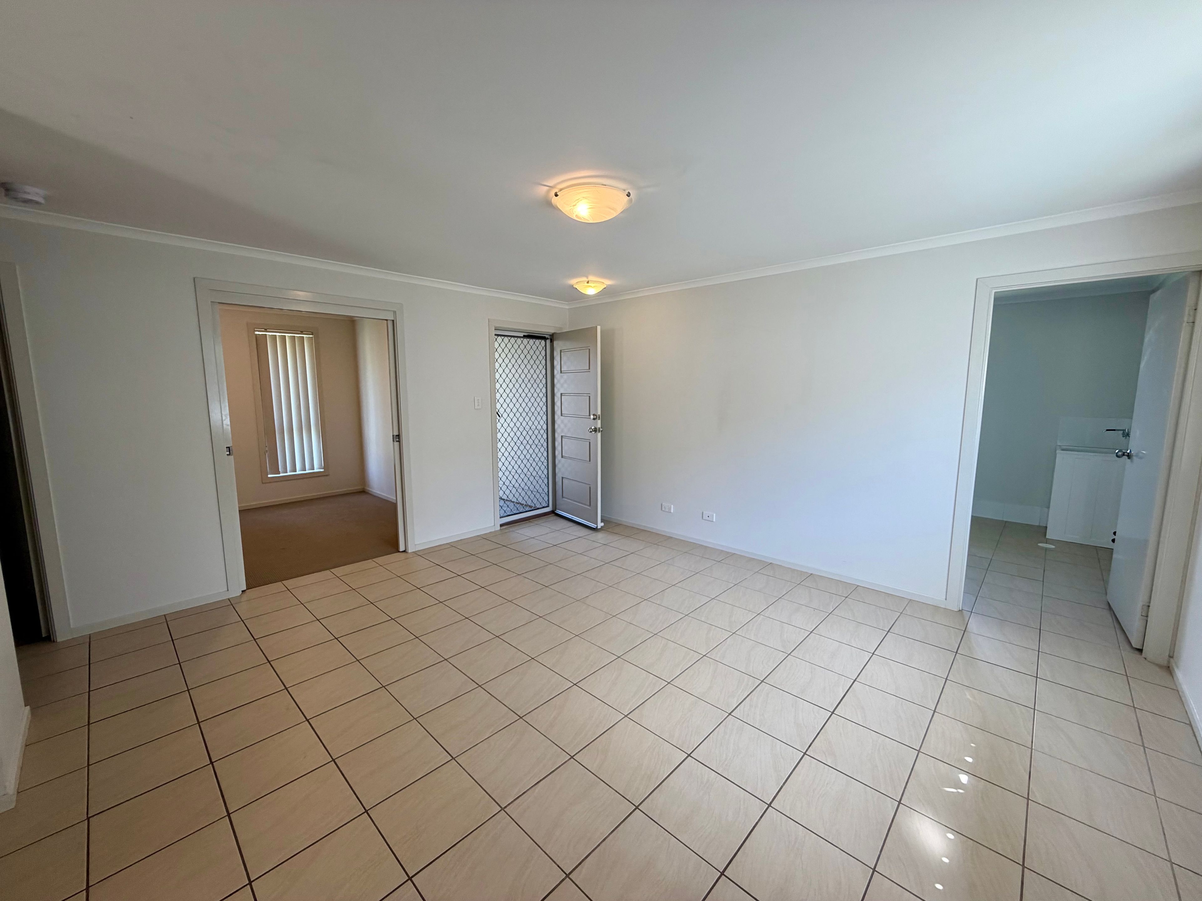 8 Flannelflower Avenue, West Nowra, NSW 2541