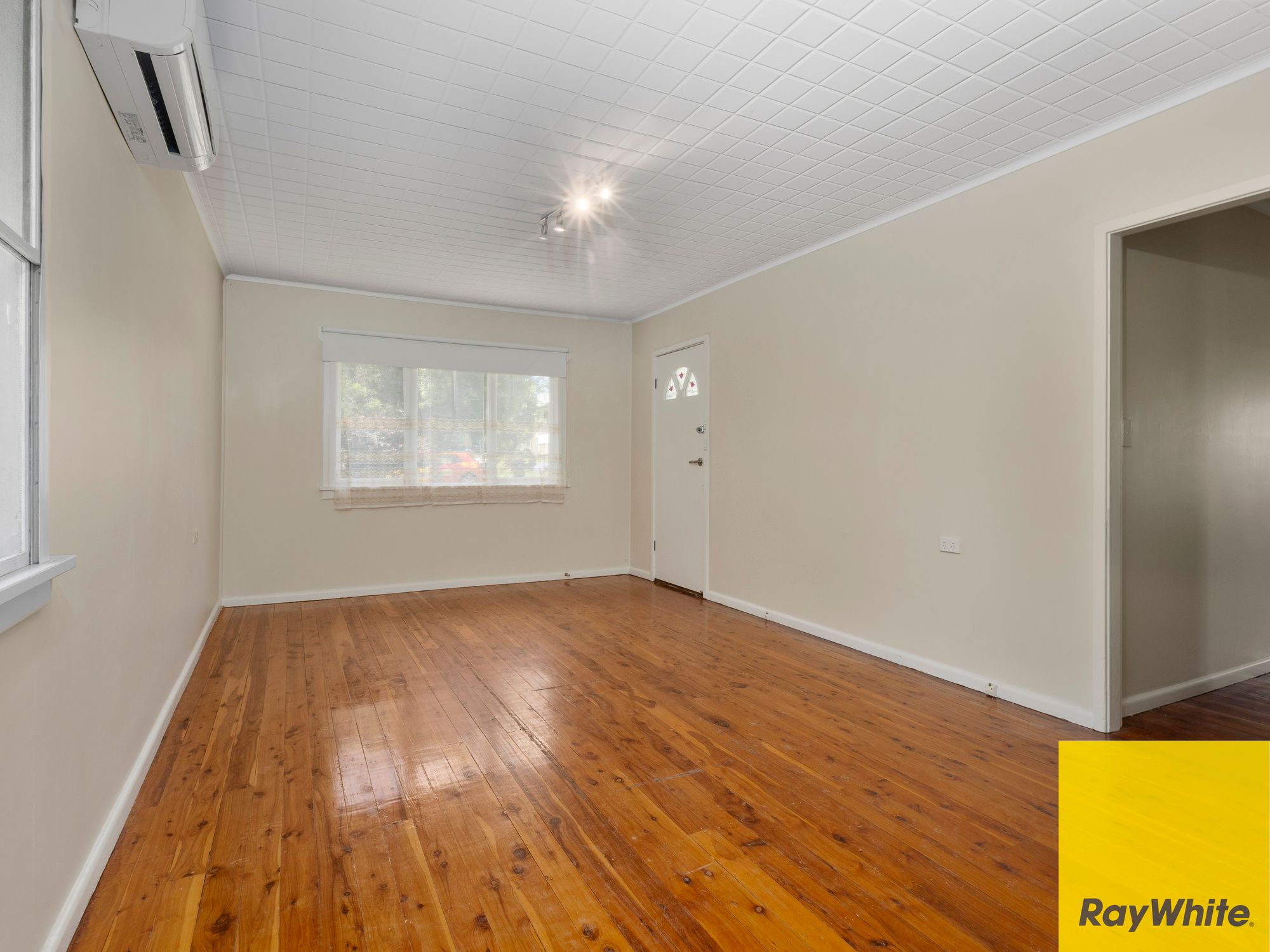 11 Wootten Street, Colyton, NSW 2760
