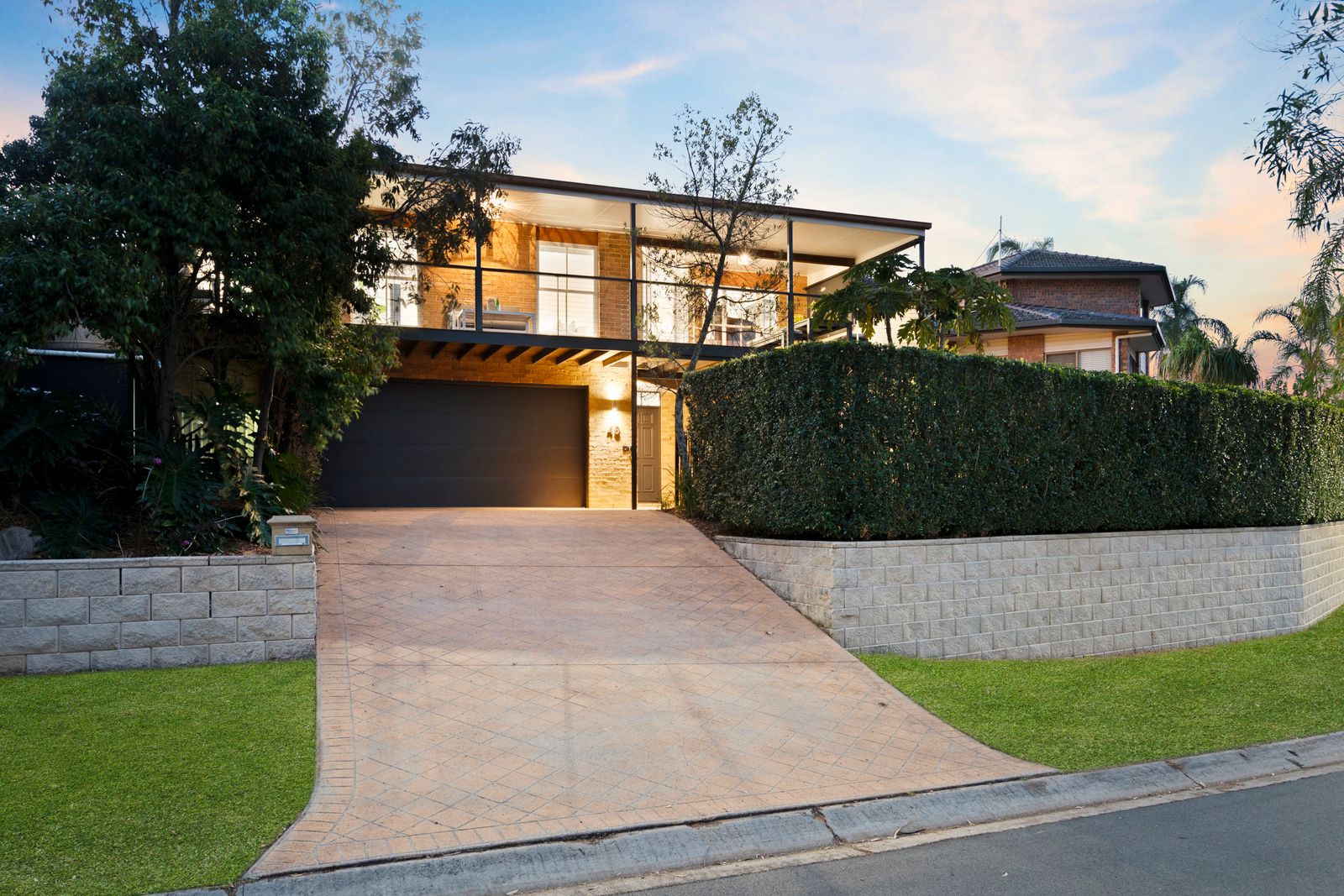 46 Gyranda Street — photo 3 of 29