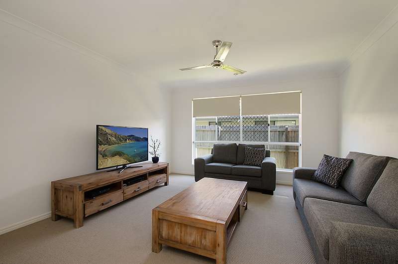 8 Silvereye Street, Sippy Downs, QLD 4556 - House for Rent
