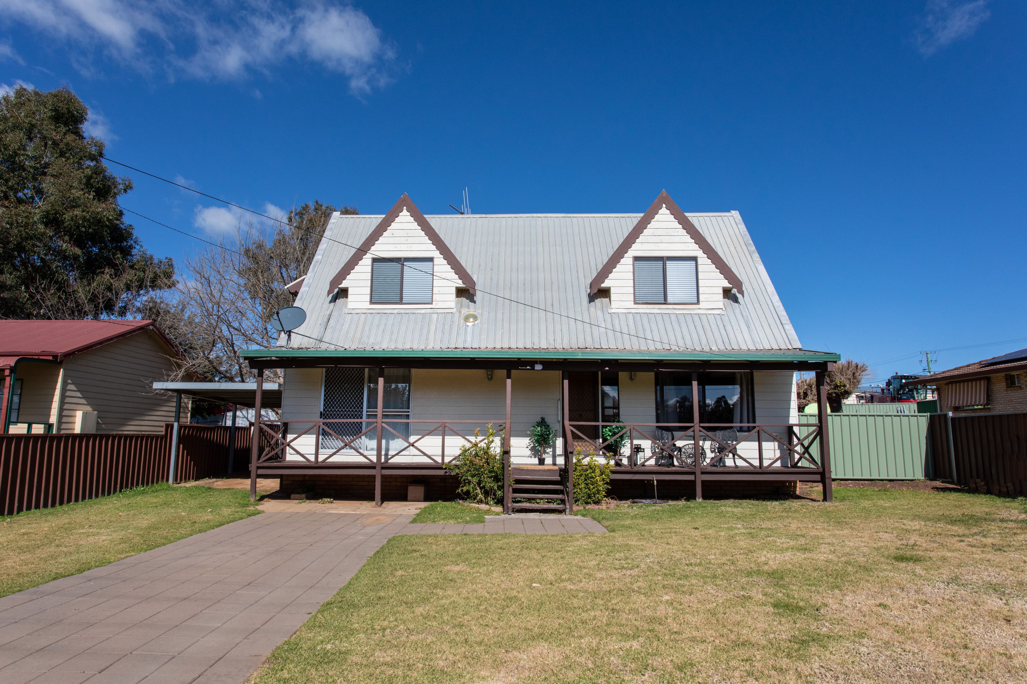 26 Lyall Street, Cowra NSW 2794