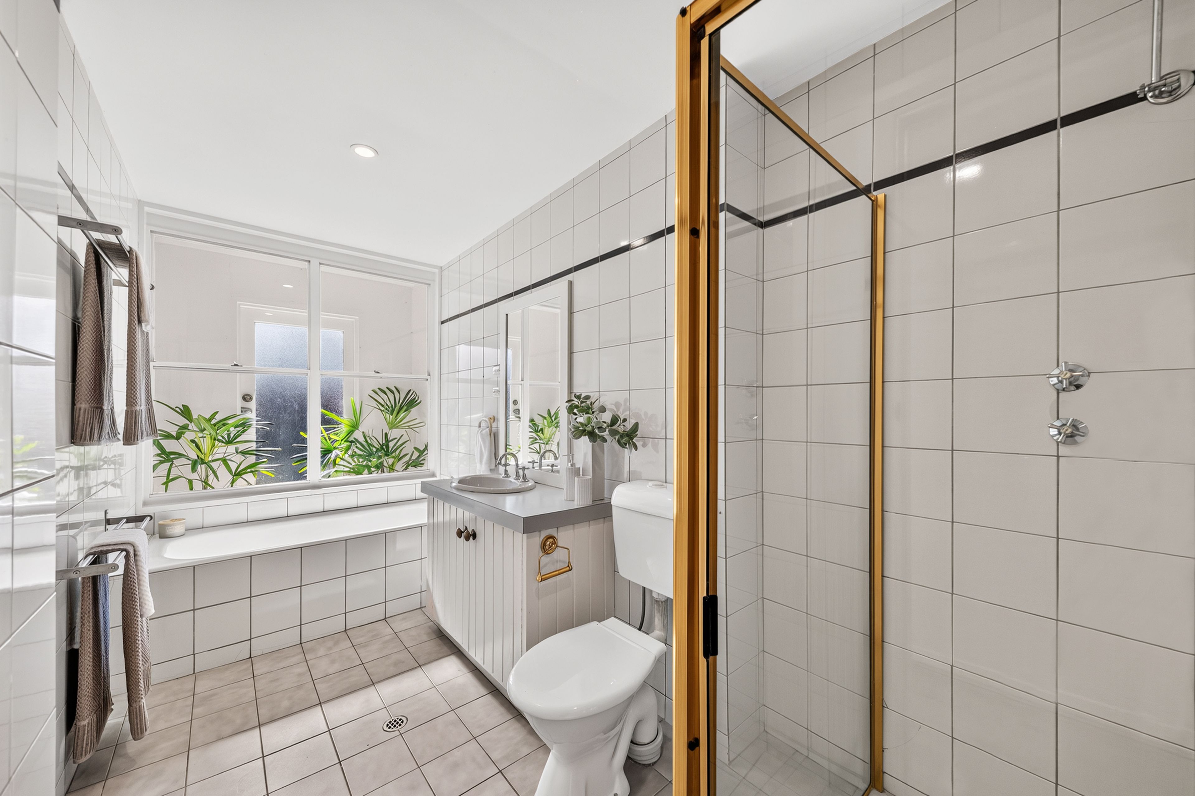 11 Glyde Street — photo 13 of 15