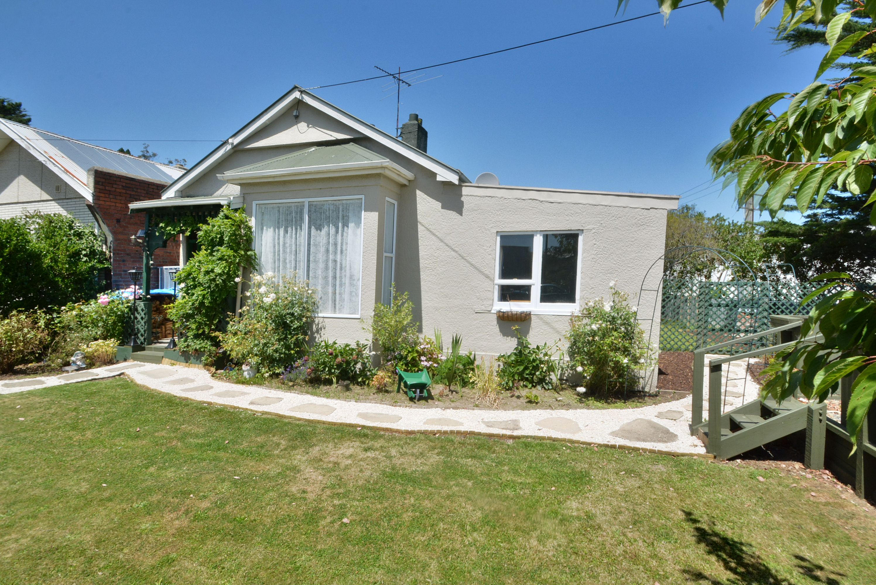 18 Portobello Road, Musselburgh, Dunedin City