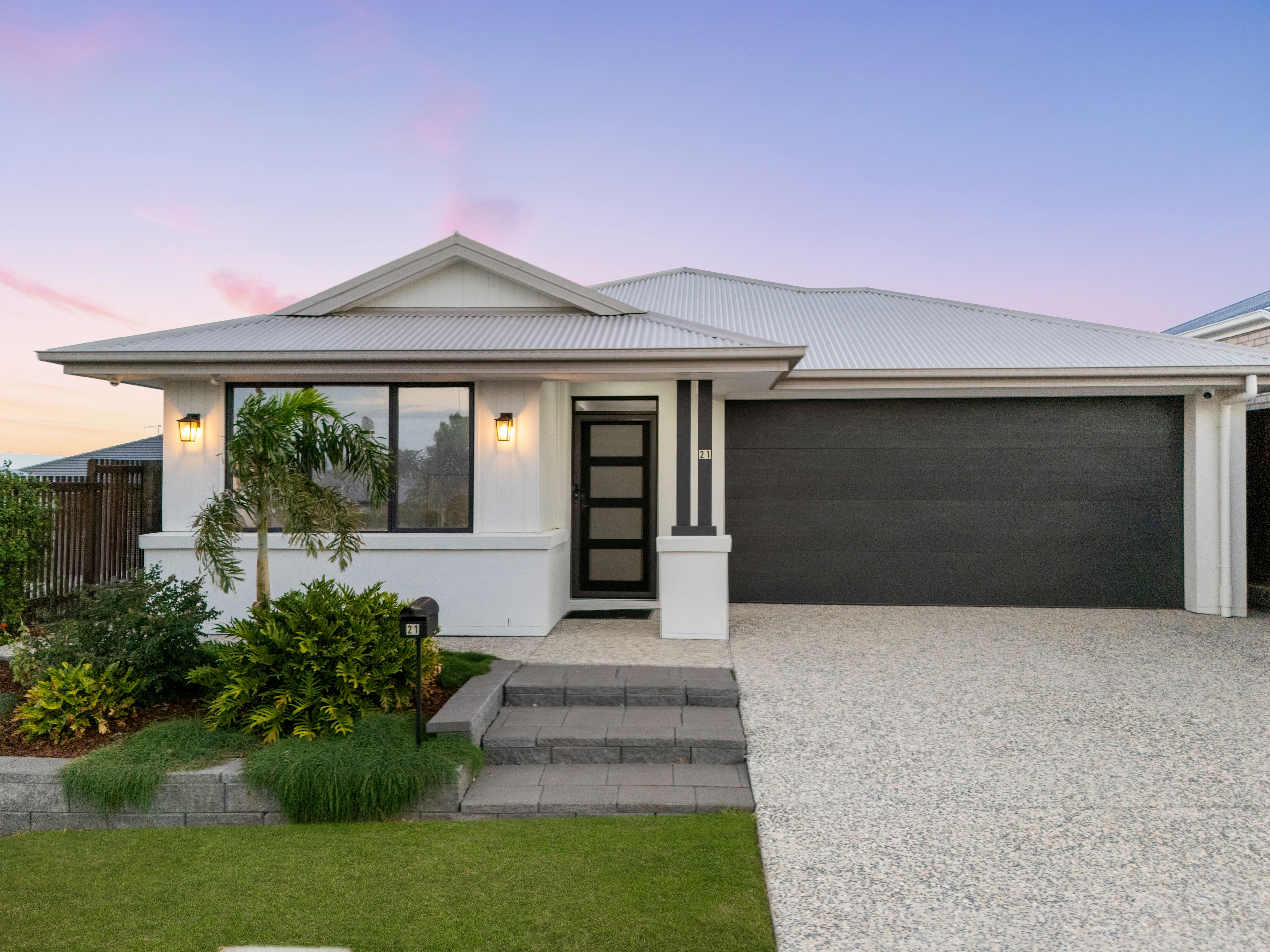 21 Belle Parade, Ripley, QLD 4306