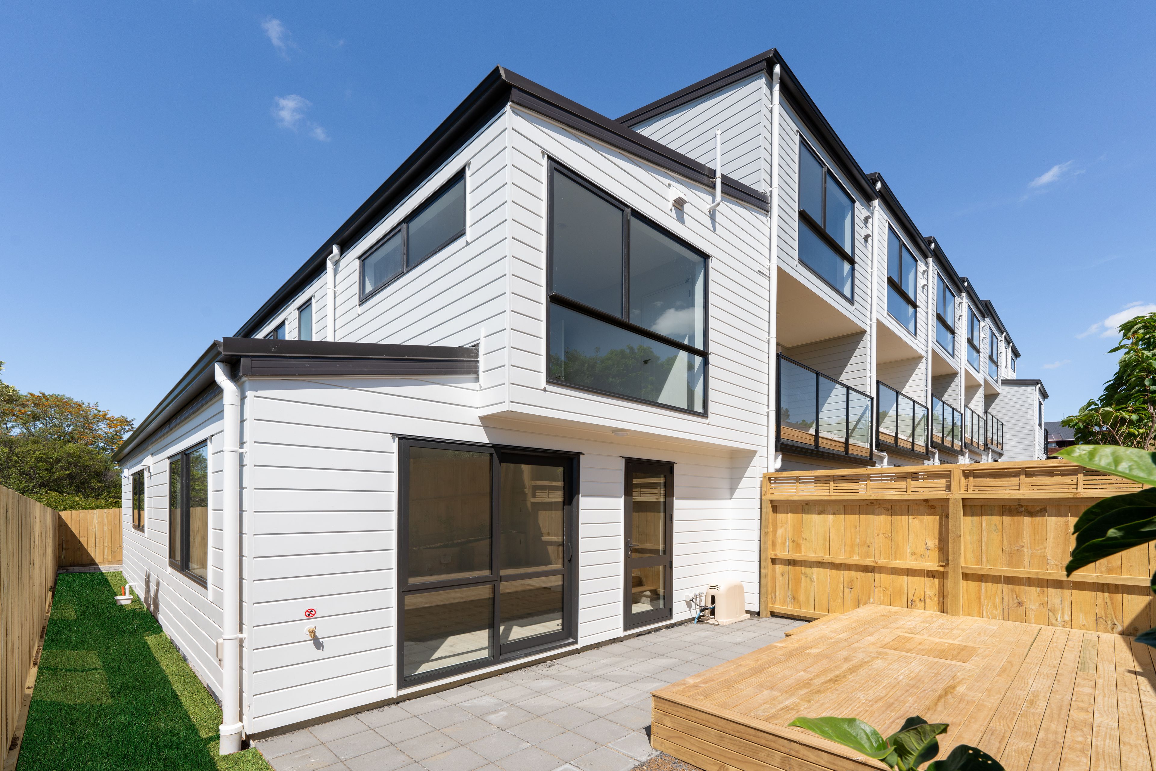 Lot 1/11 Kayle Glen, West Harbour, Waitakere City