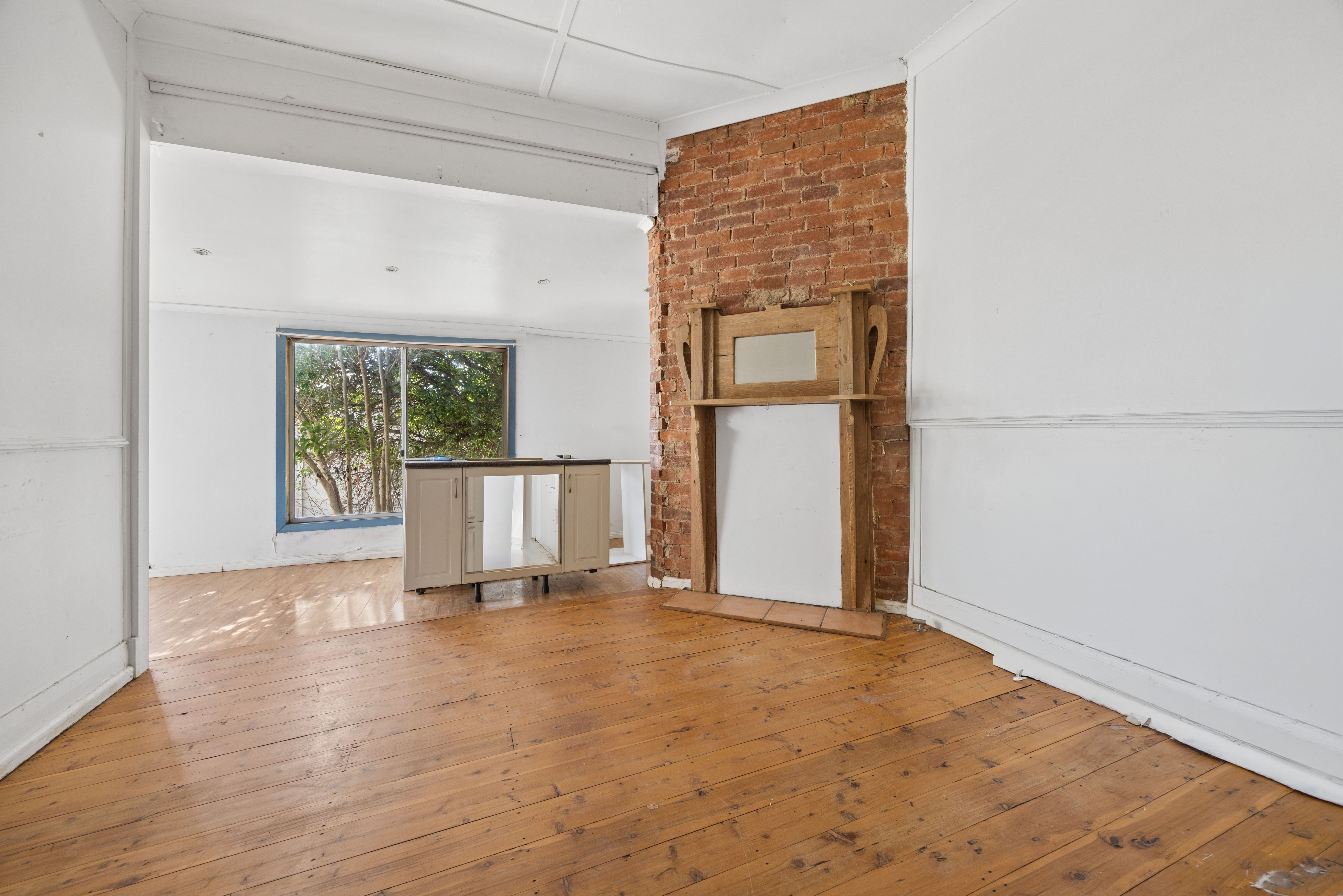 31 Brock Street — photo 9 of 14