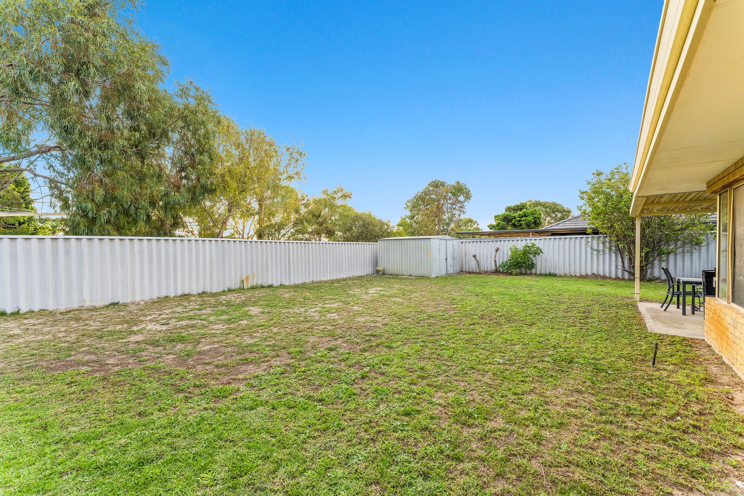 54 Waikiki Road, Safety Bay, WA 6169