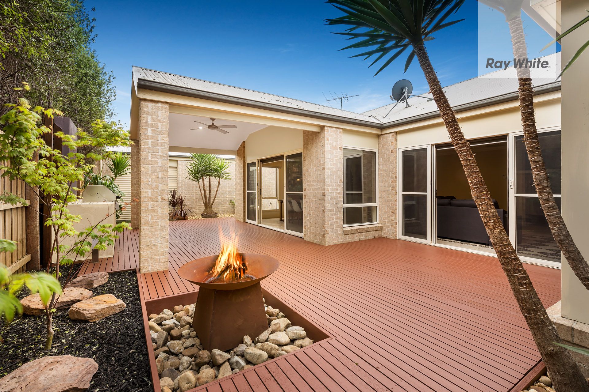 30 Wingspan Avenue, South Morang, VIC 3752