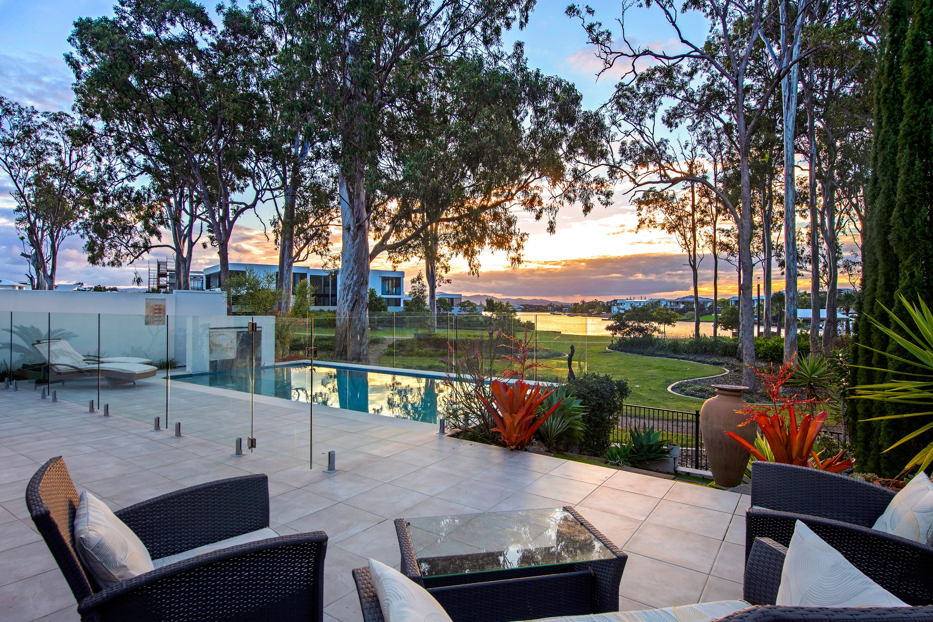 98 Lake Serenity Boulevard, Helensvale, QLD 4212