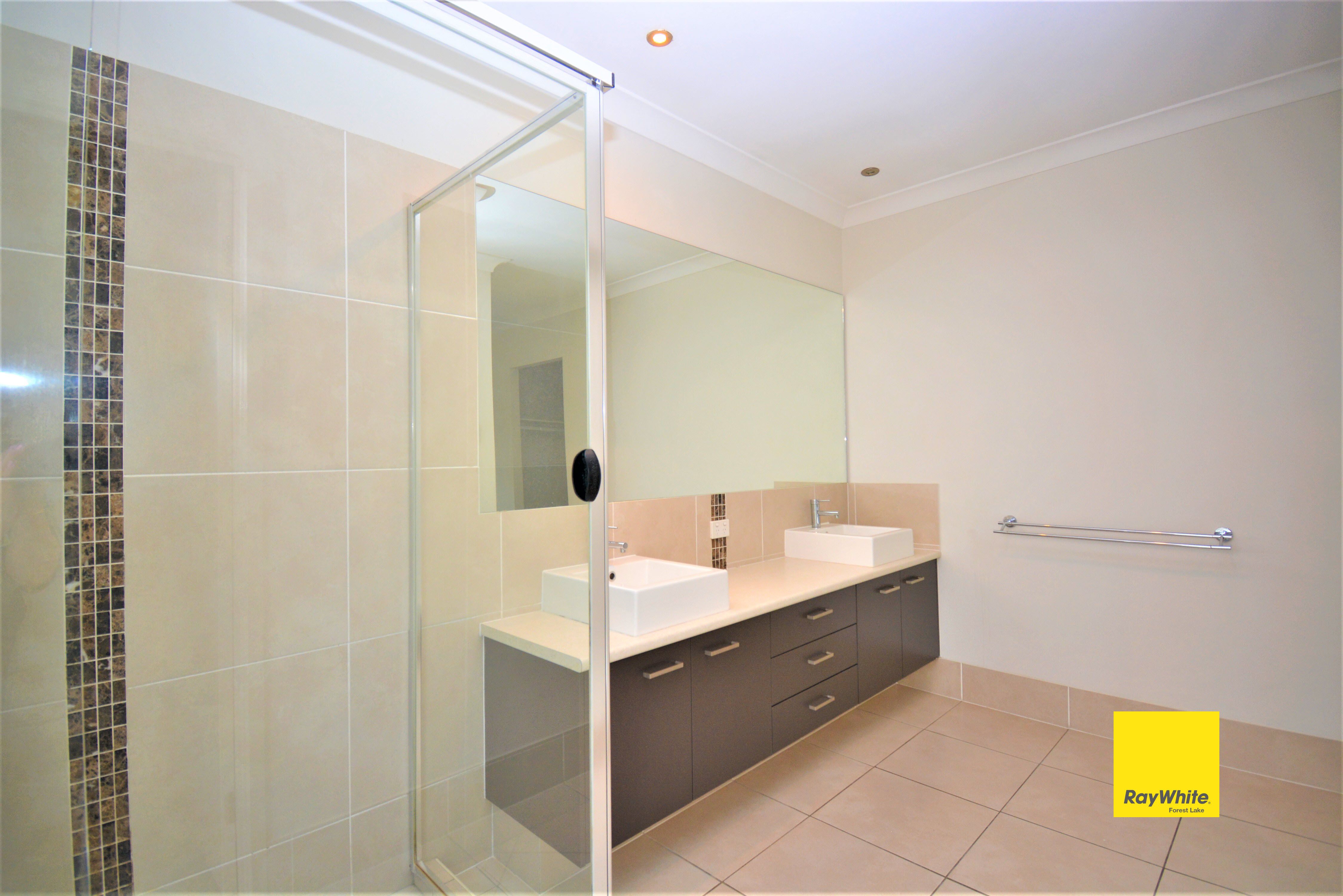 3 Bottlebrush Street — photo 11 of 18