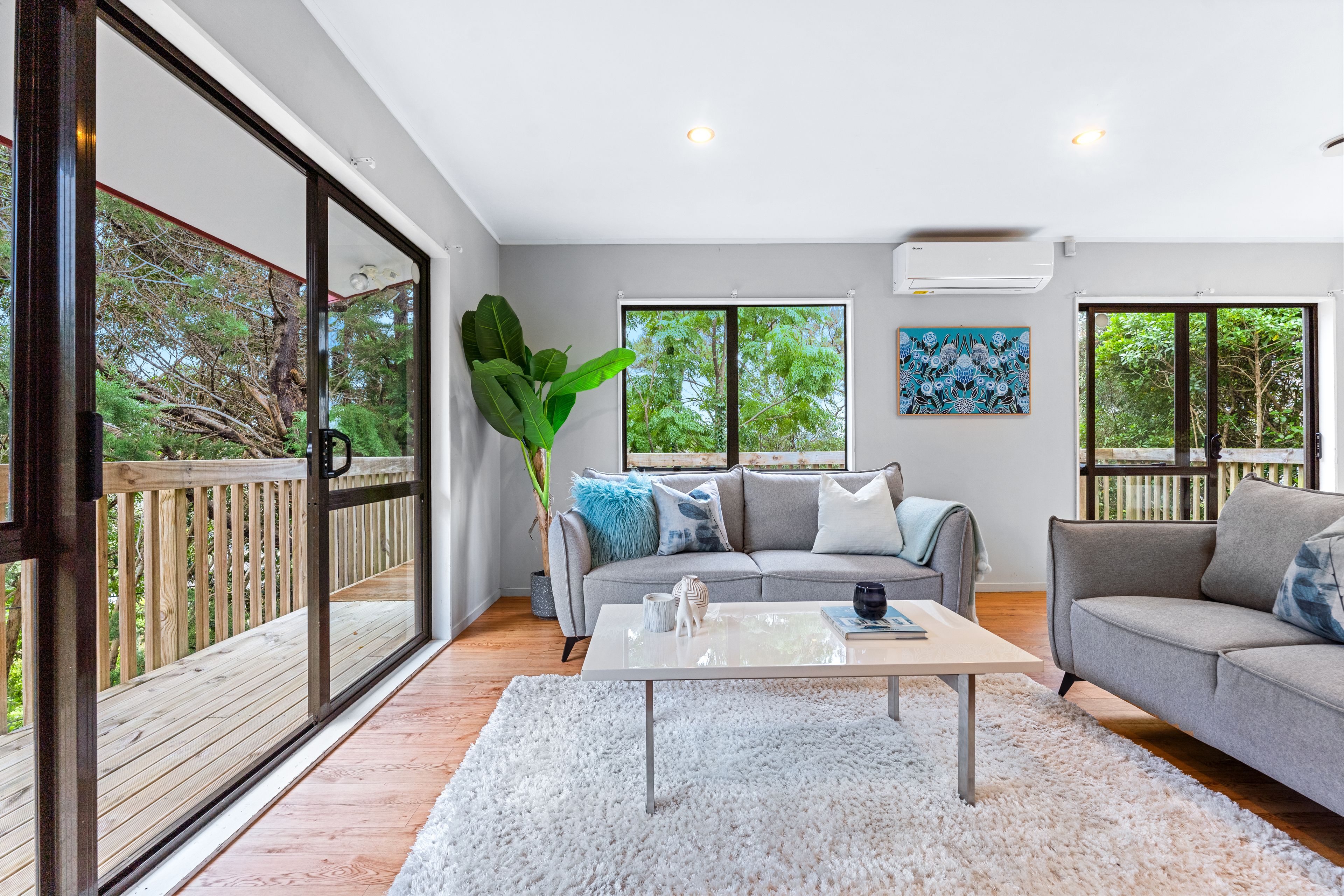 2/160 Manuka Road, Glenfield, North Shore City