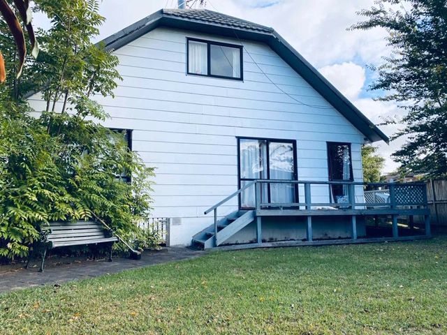 1/109 Wattle Farm Road, Wattle Downs, Manukau City