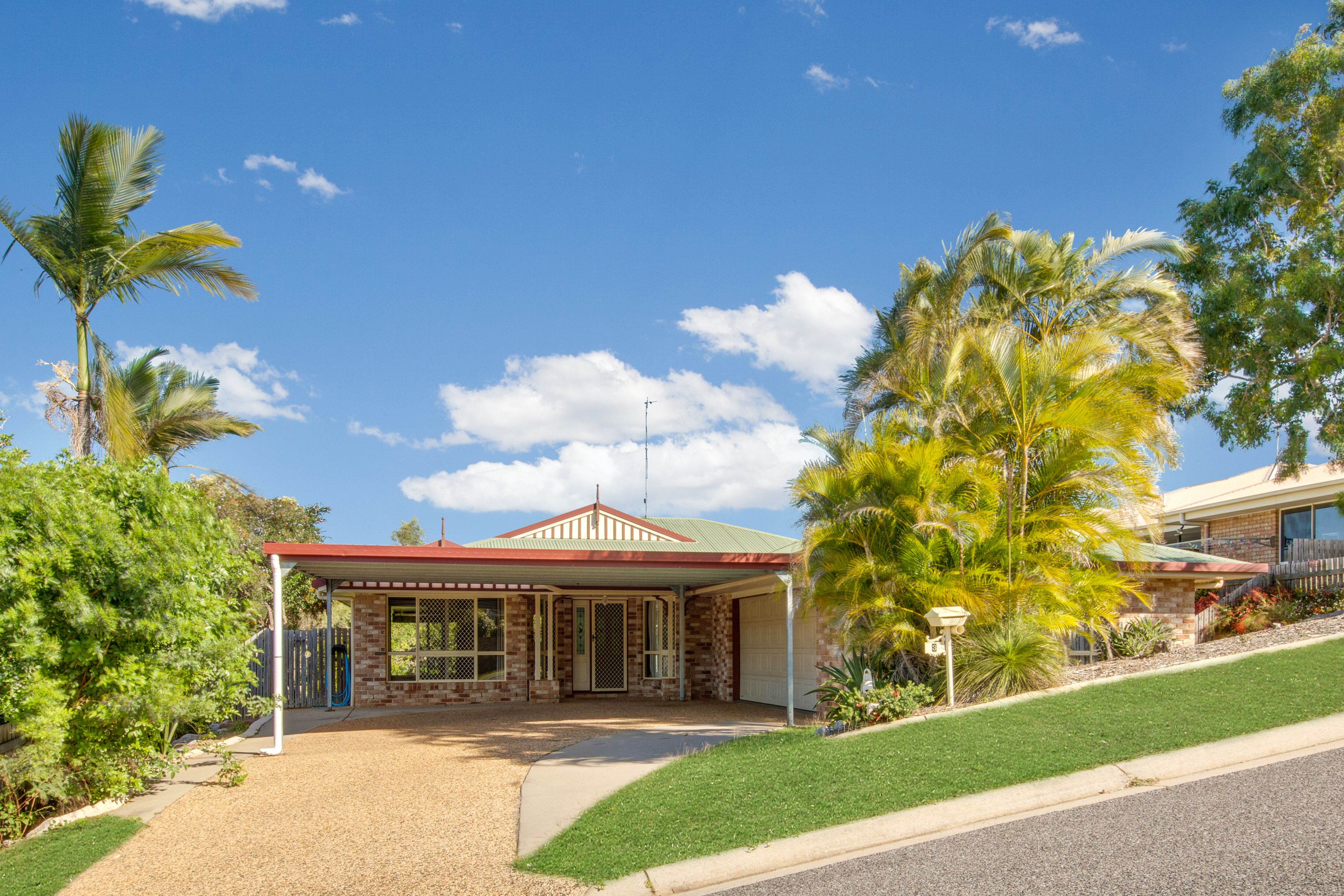 3 Julius Crescent, Clinton QLD 4680