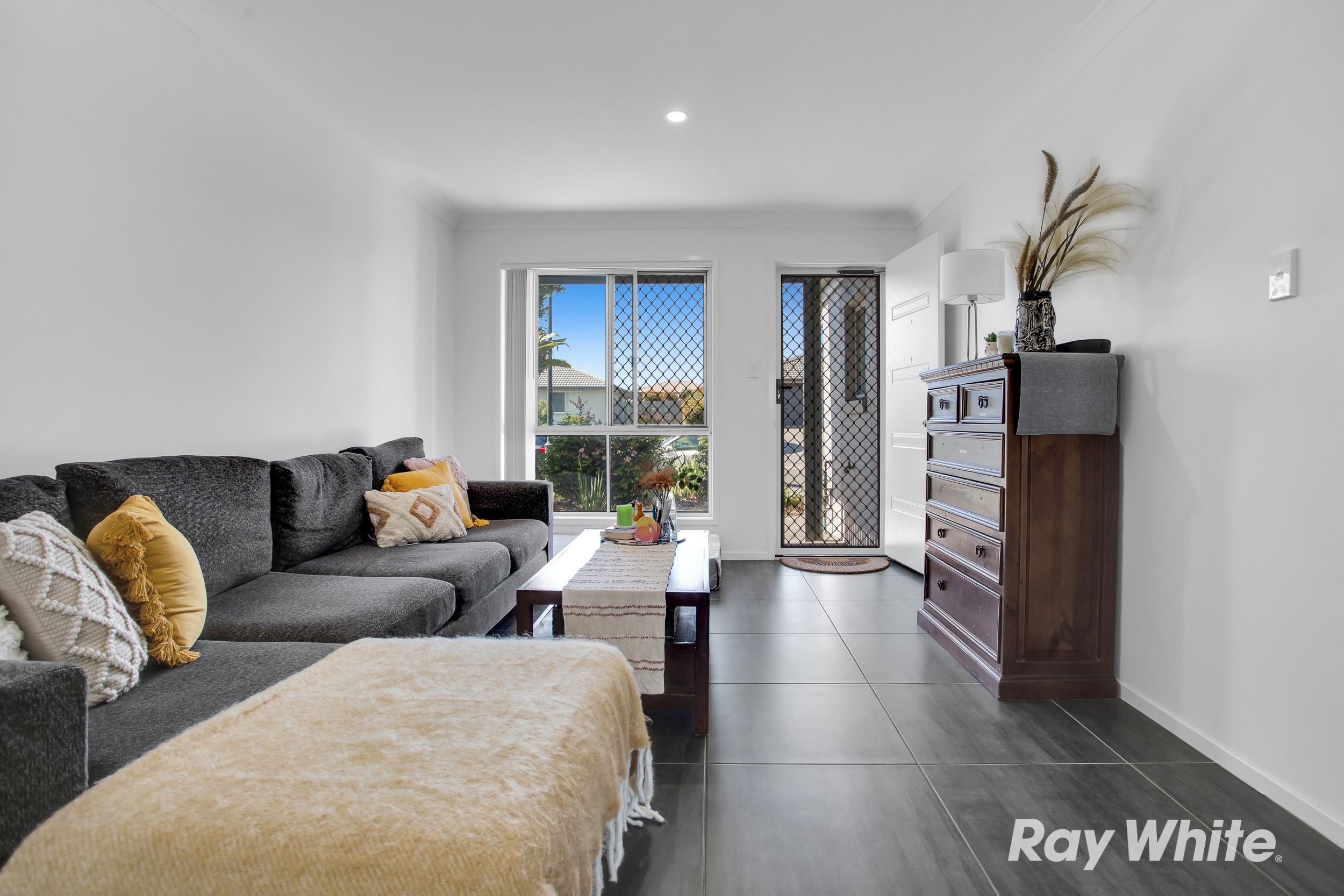9/70-90 Clearwater Street, Bethania, QLD 4205