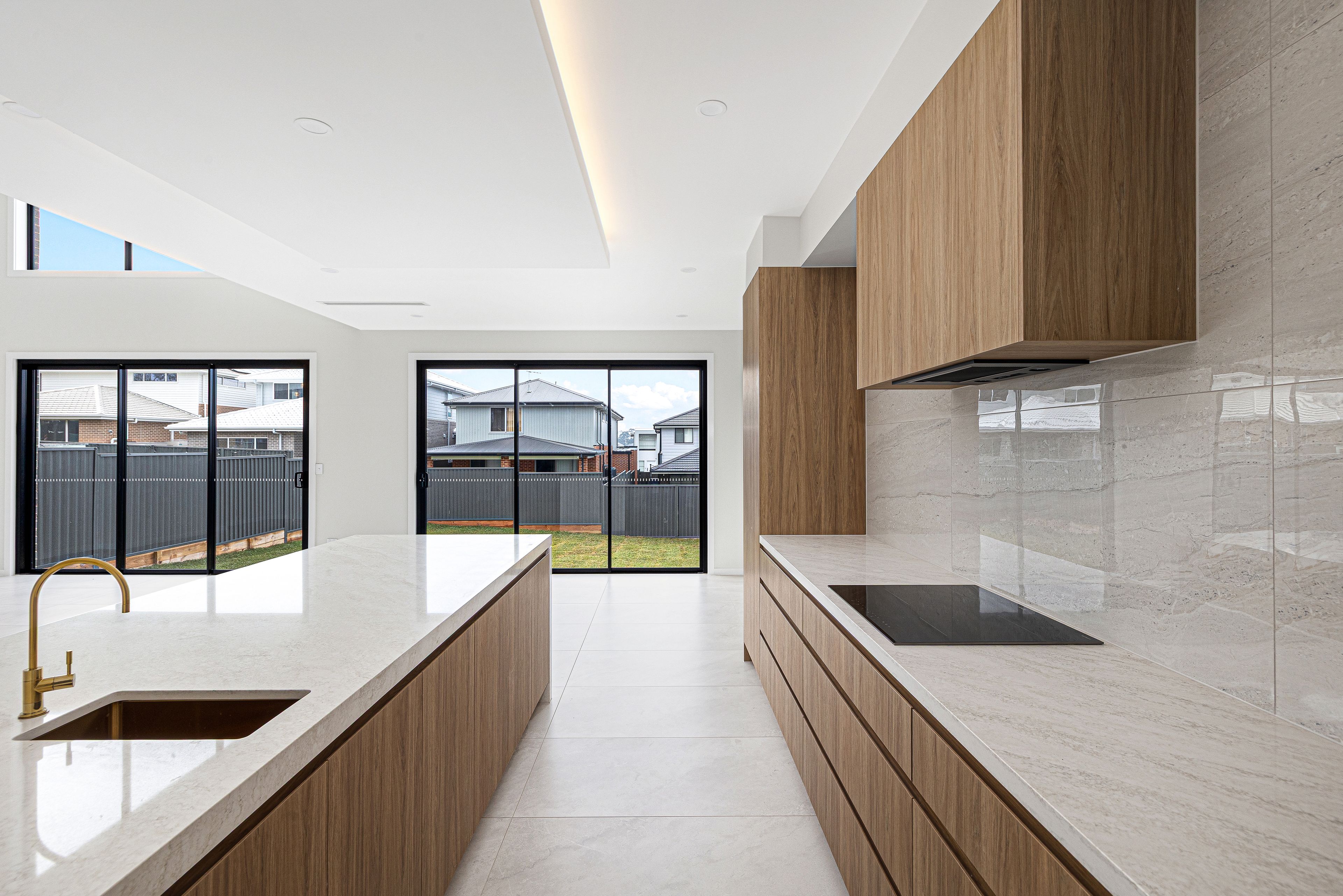 80 Harkness Road (Oakville) — photo 5 of 17