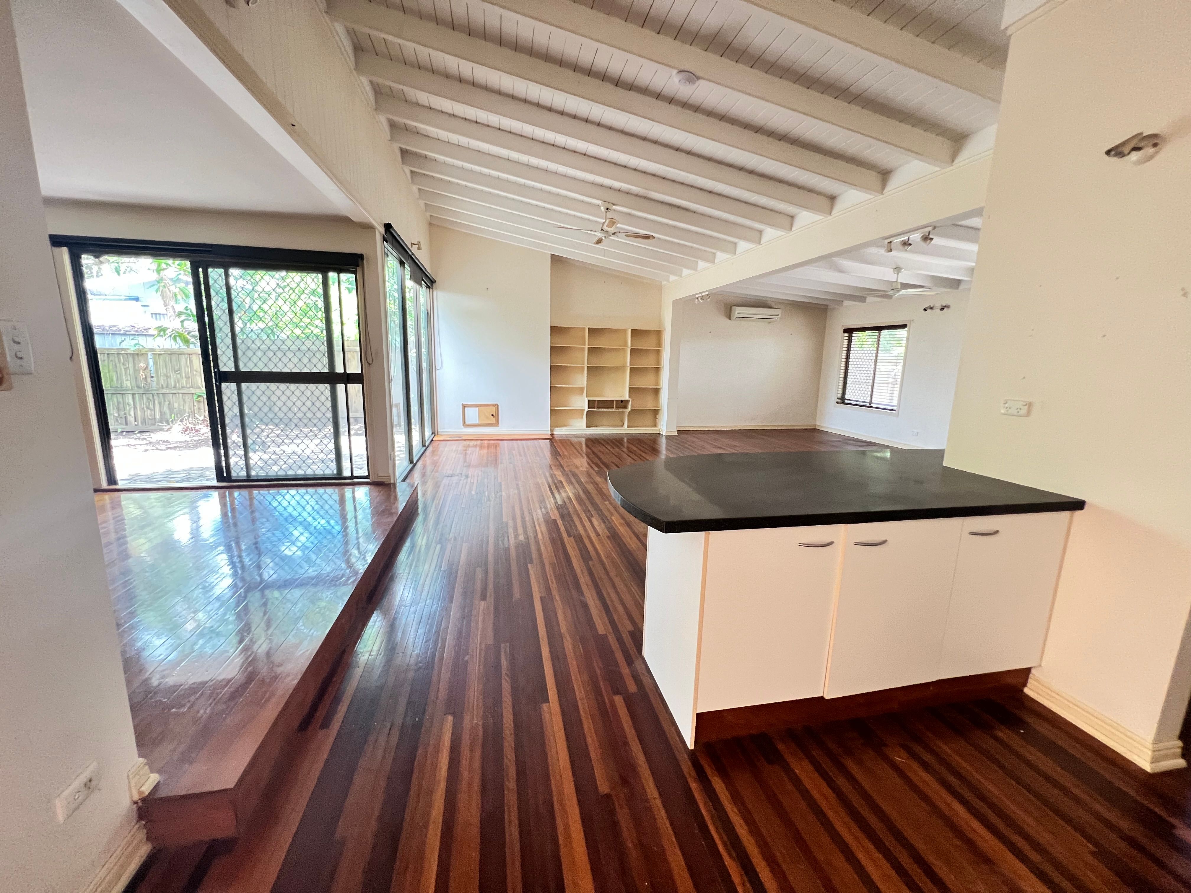 18 Bauer Street, Southport, QLD 4215