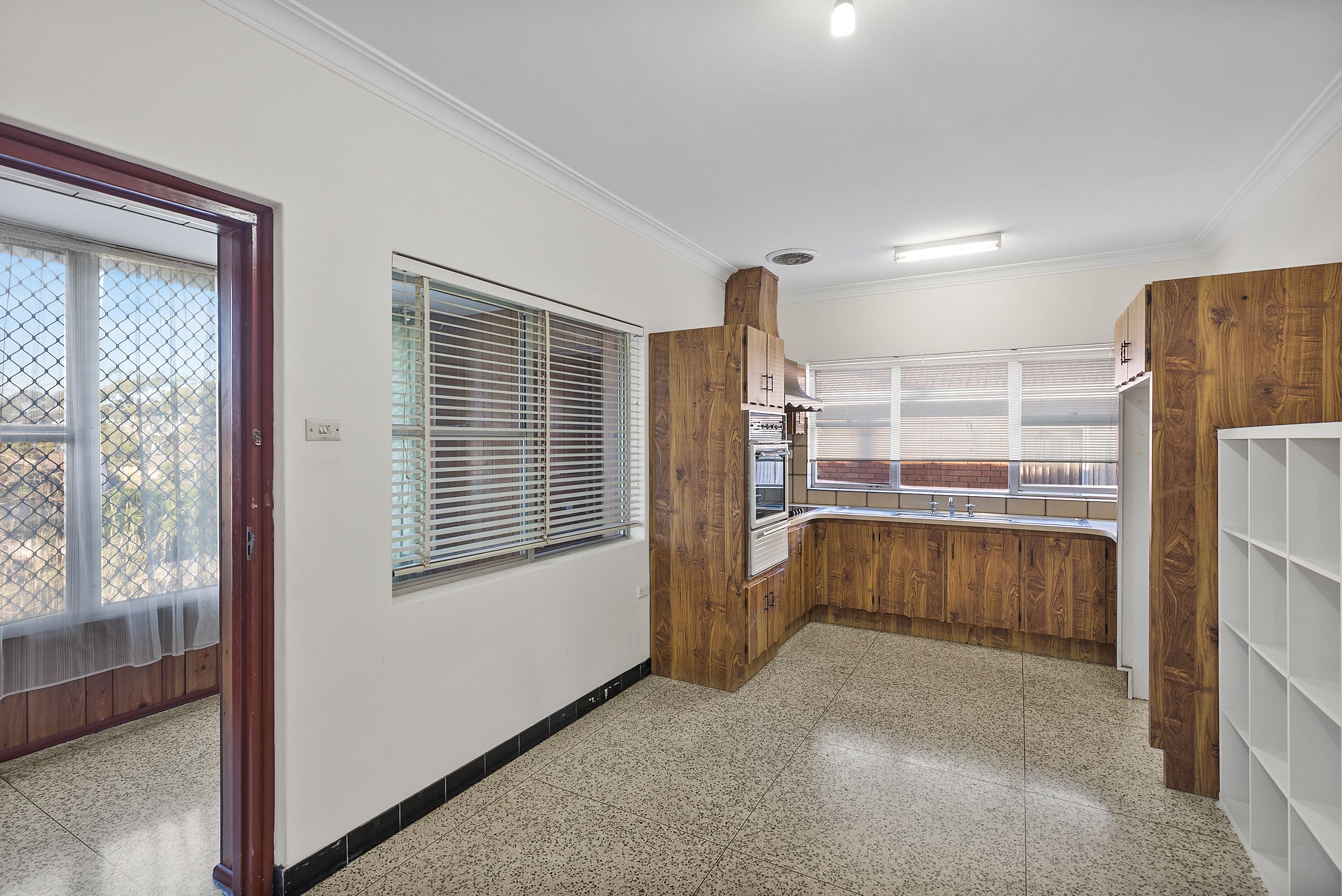 1/55 Denise Street, Lake Heights, NSW 2502