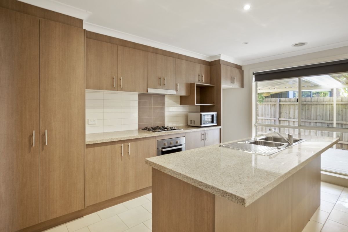 2/23 Carissa Circuit, Werribee, VIC 3030