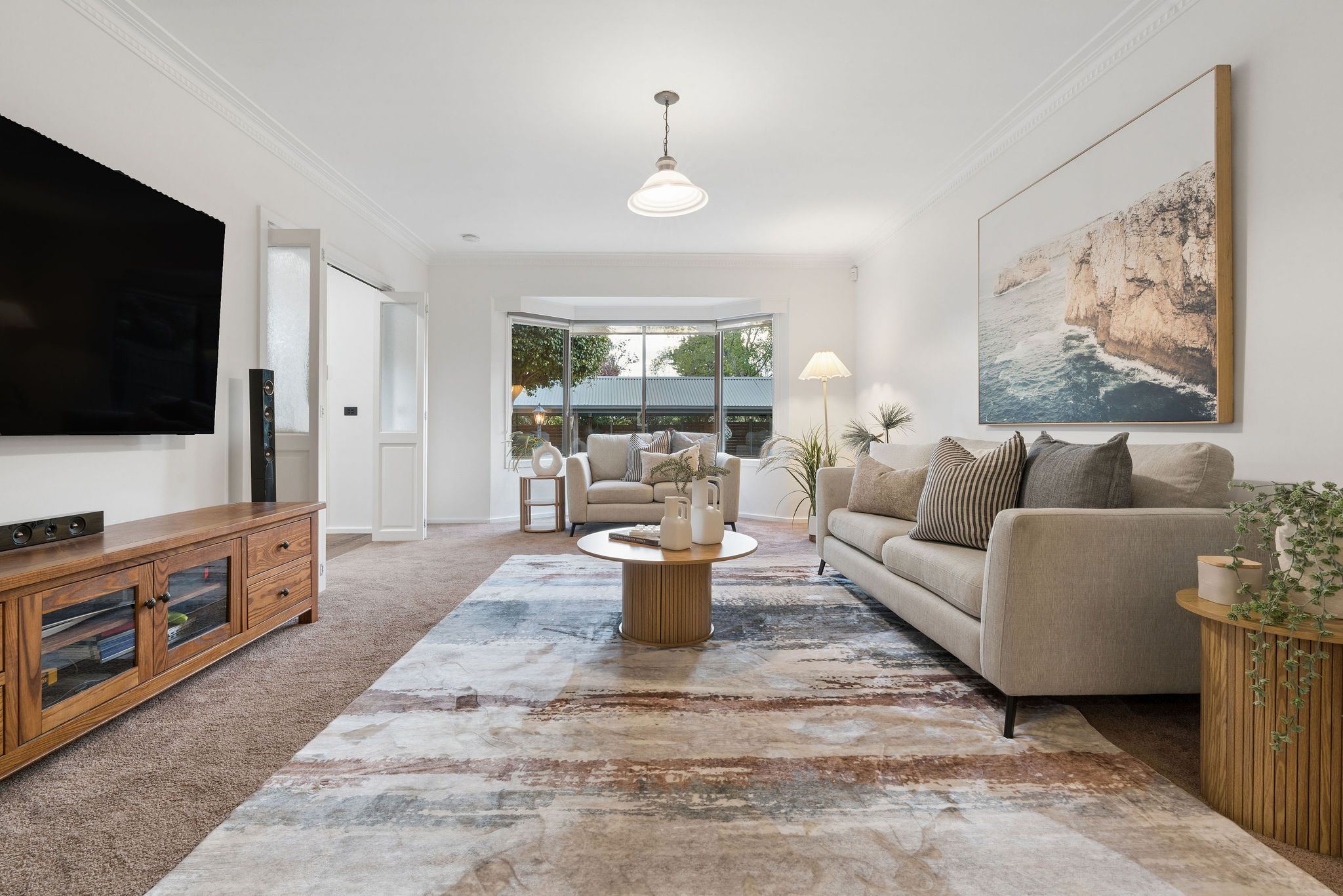 8 Burgess Drive — photo 4 of 21