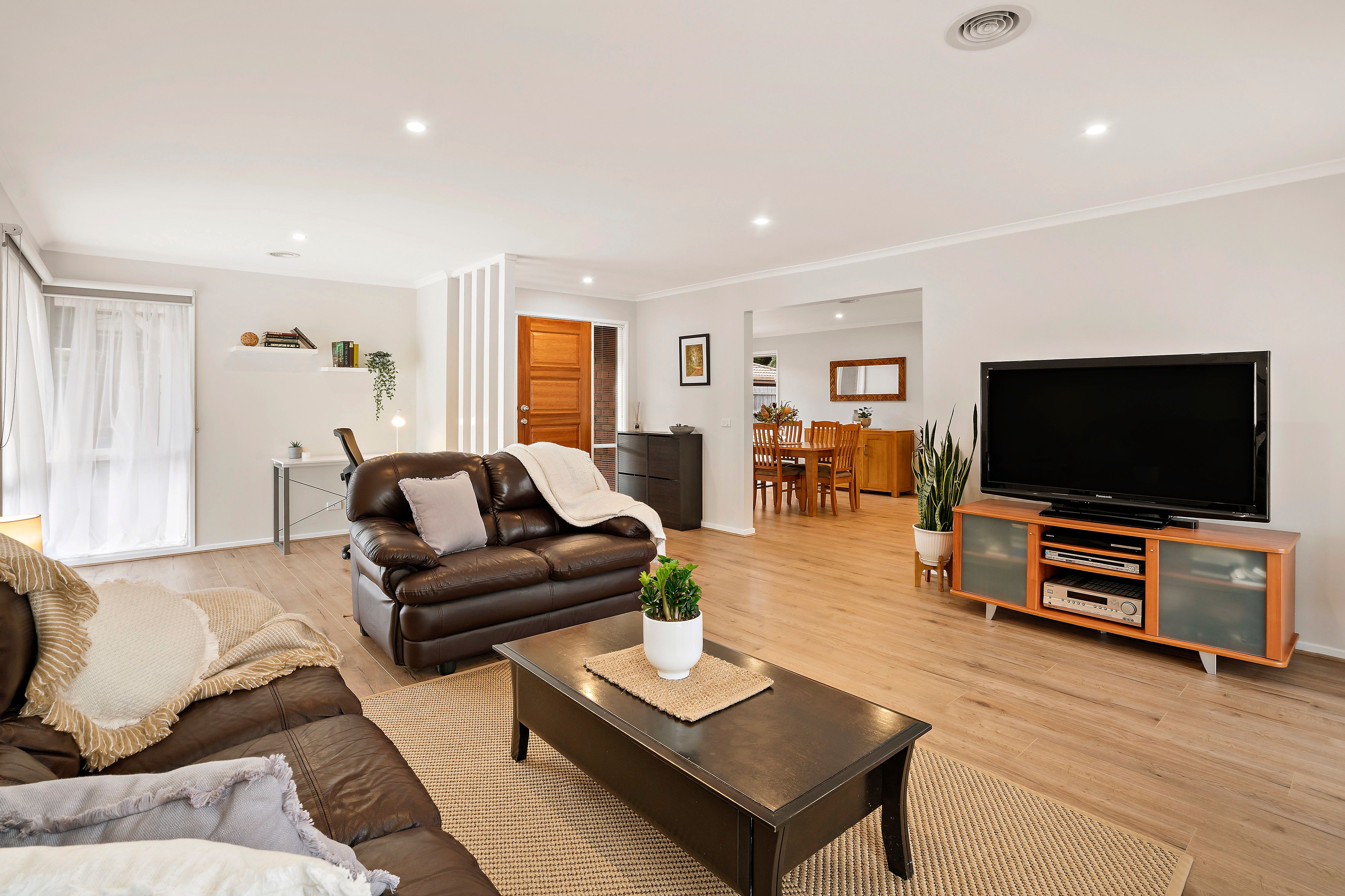 20 Rangeview Drive, Skye, VIC 3977