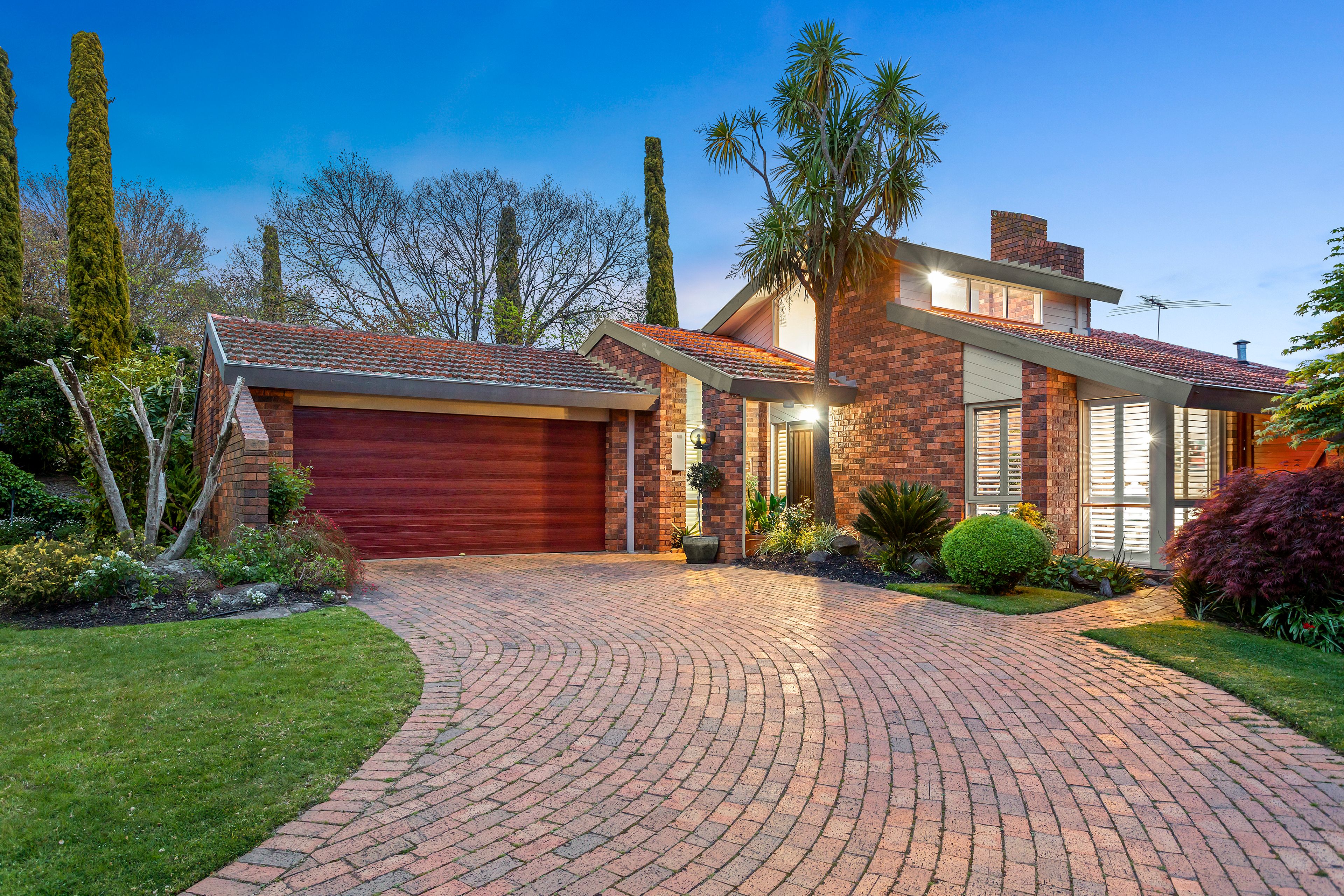 12 Hemingway Avenue, Templestowe, VIC 3106 Sold House Ray White